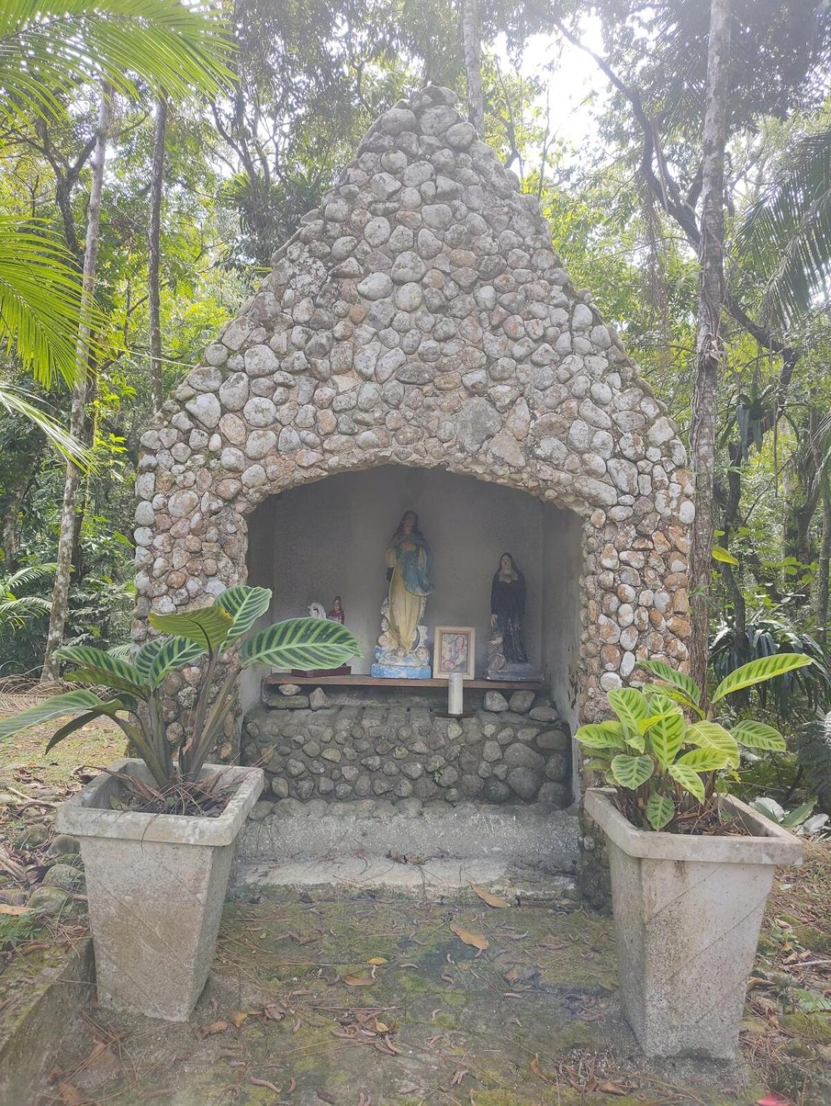 Cabana Beija Flor, a nest in nature