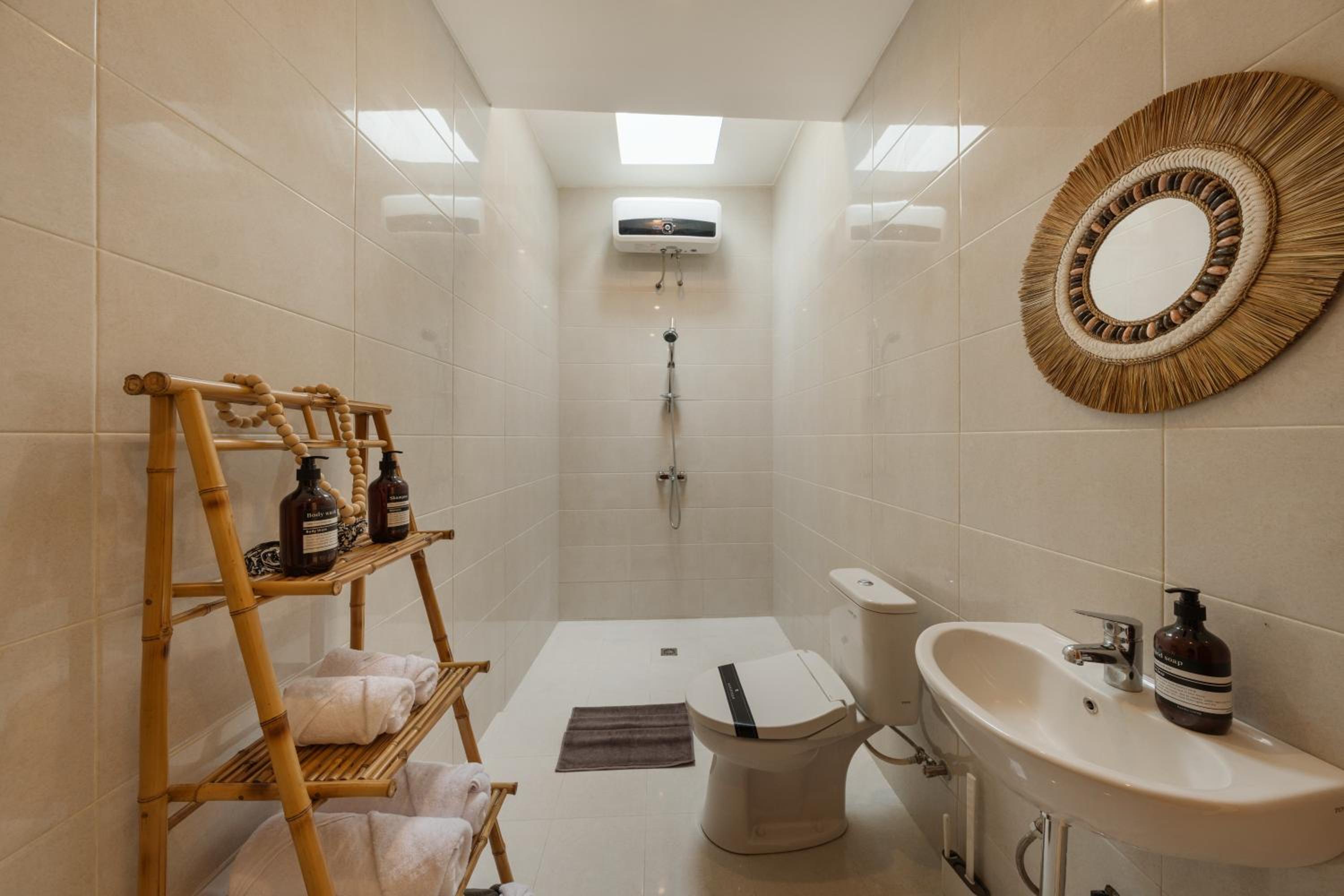 Charming 2BR Villa Pool Escape in Munggu
