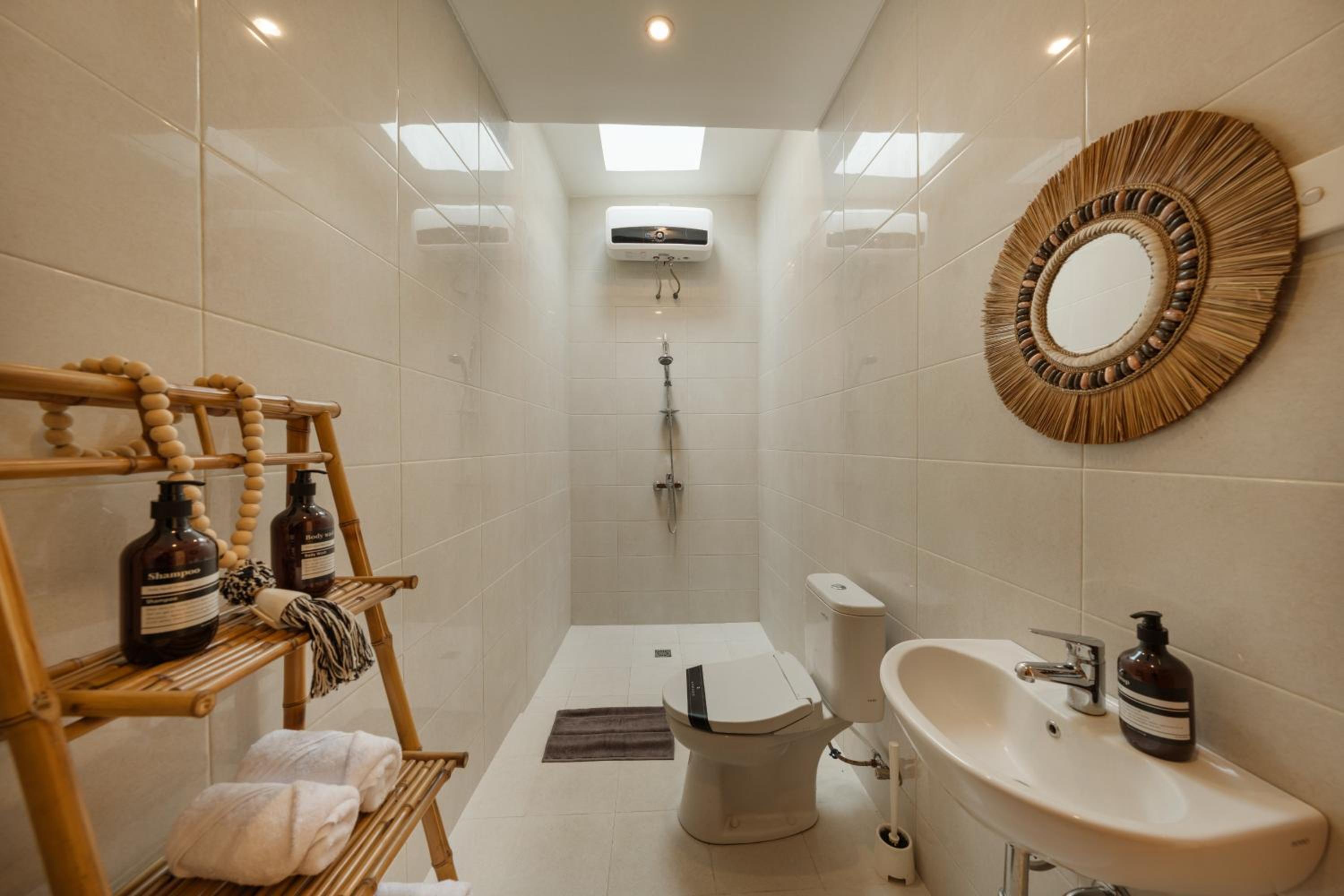 Charming 2BR Villa Pool Escape in Munggu