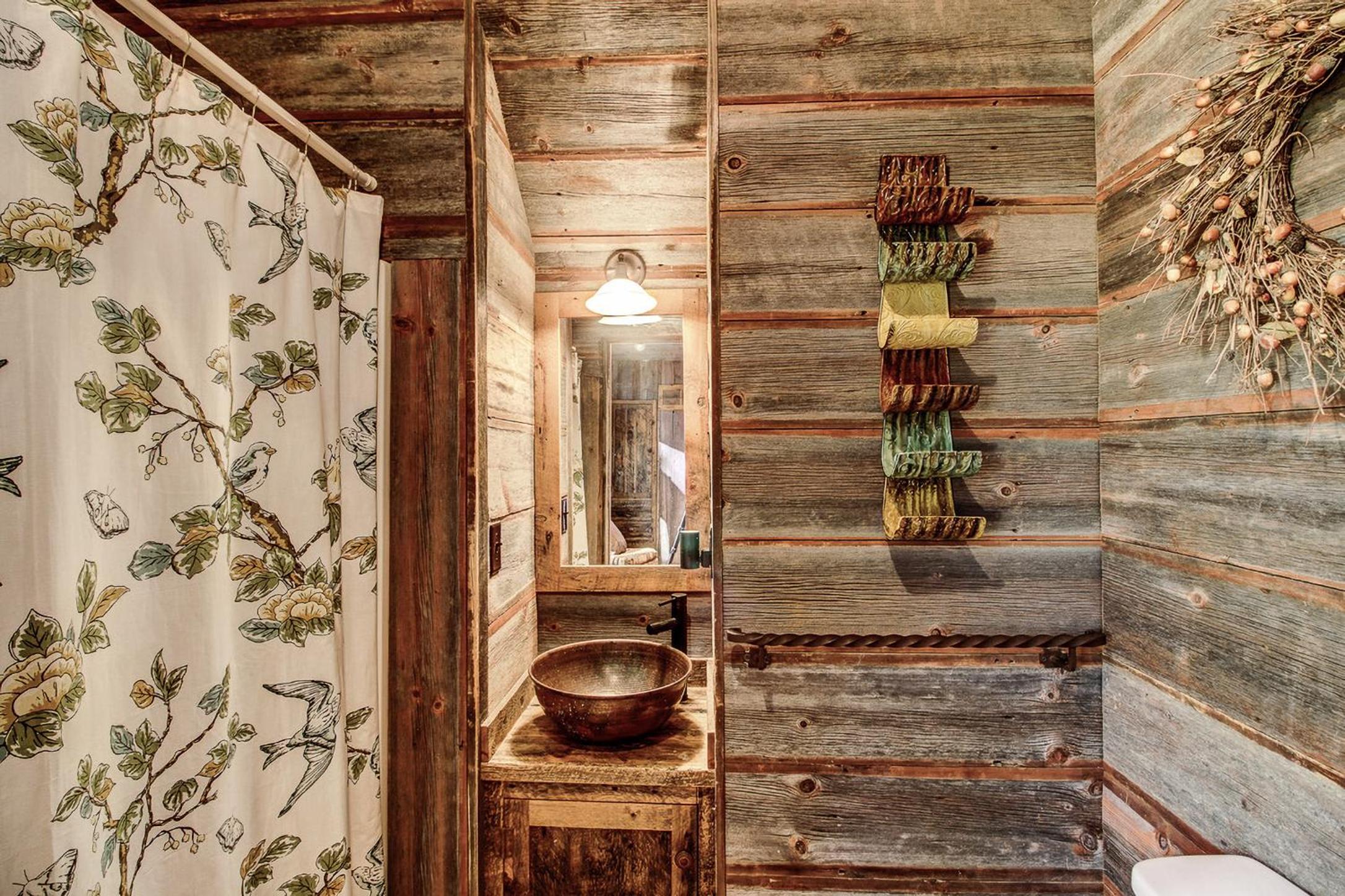 Near All-Season Trails Lakefront Crosby Getaway!