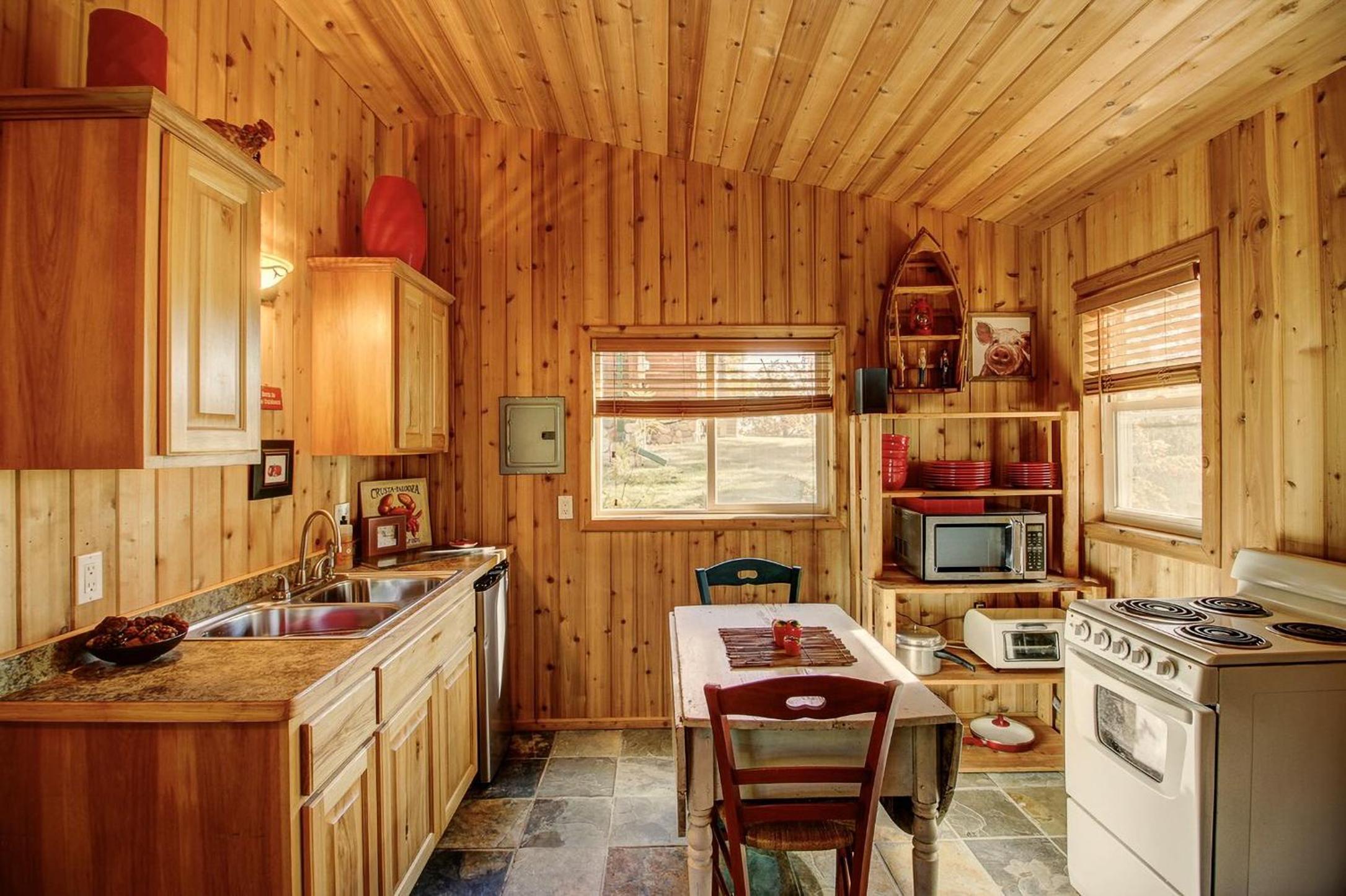 Near All-Season Trails Lakefront Crosby Getaway!