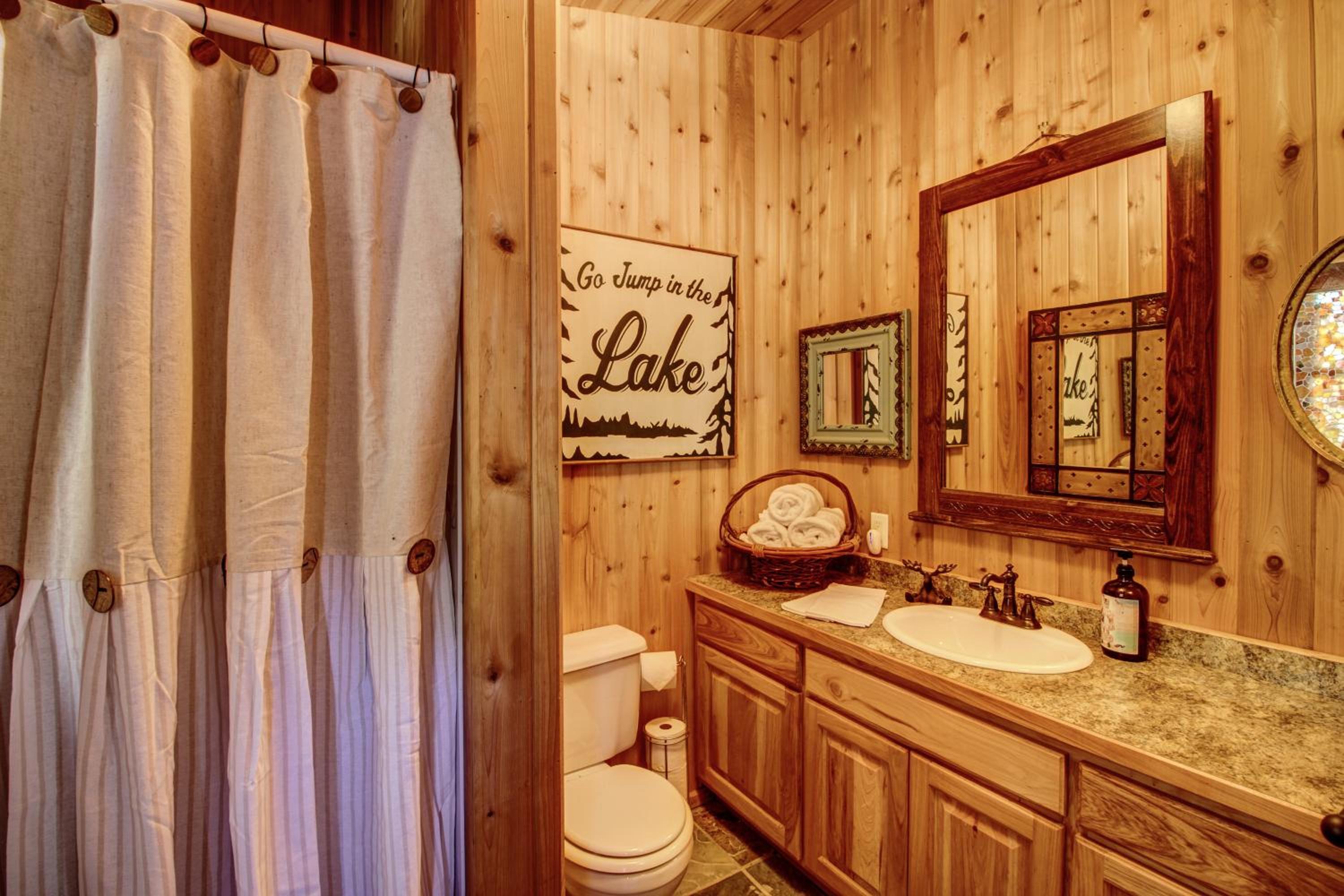 Near All-Season Trails Lakefront Crosby Getaway!