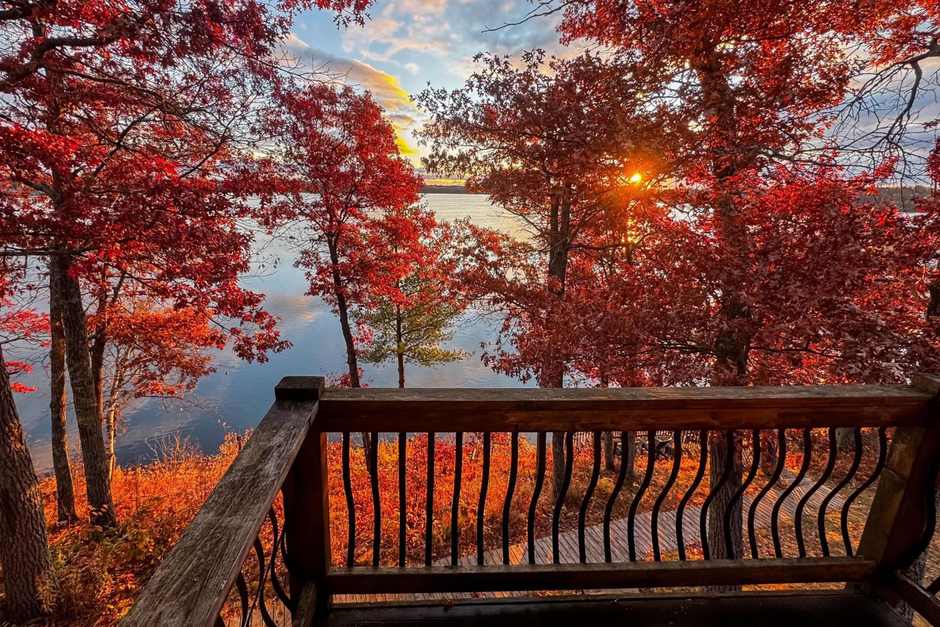 Near All-Season Trails Lakefront Crosby Getaway!
