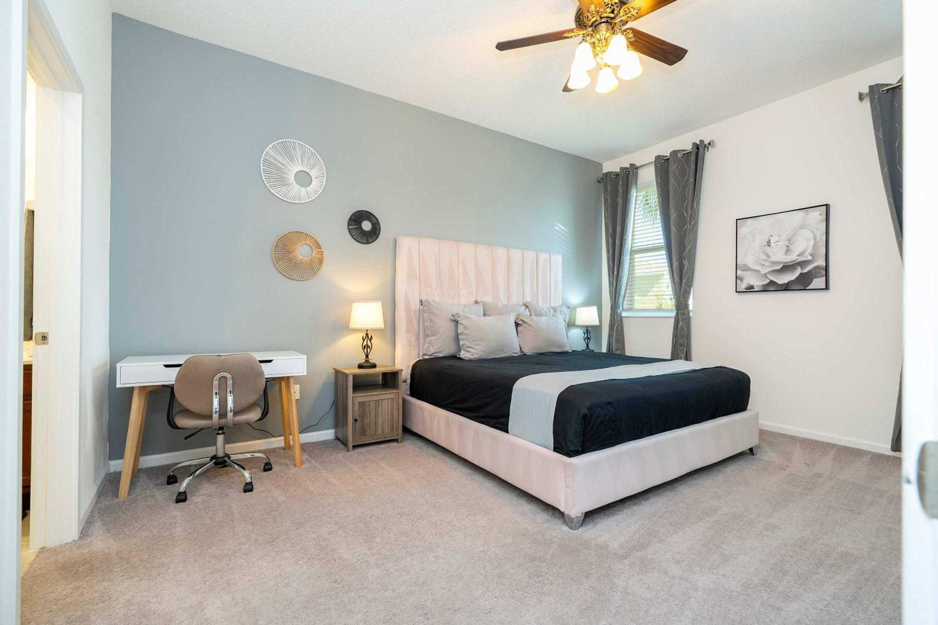 Family Friendly 12Bd w Jacuzzi Veranda Palms 4401