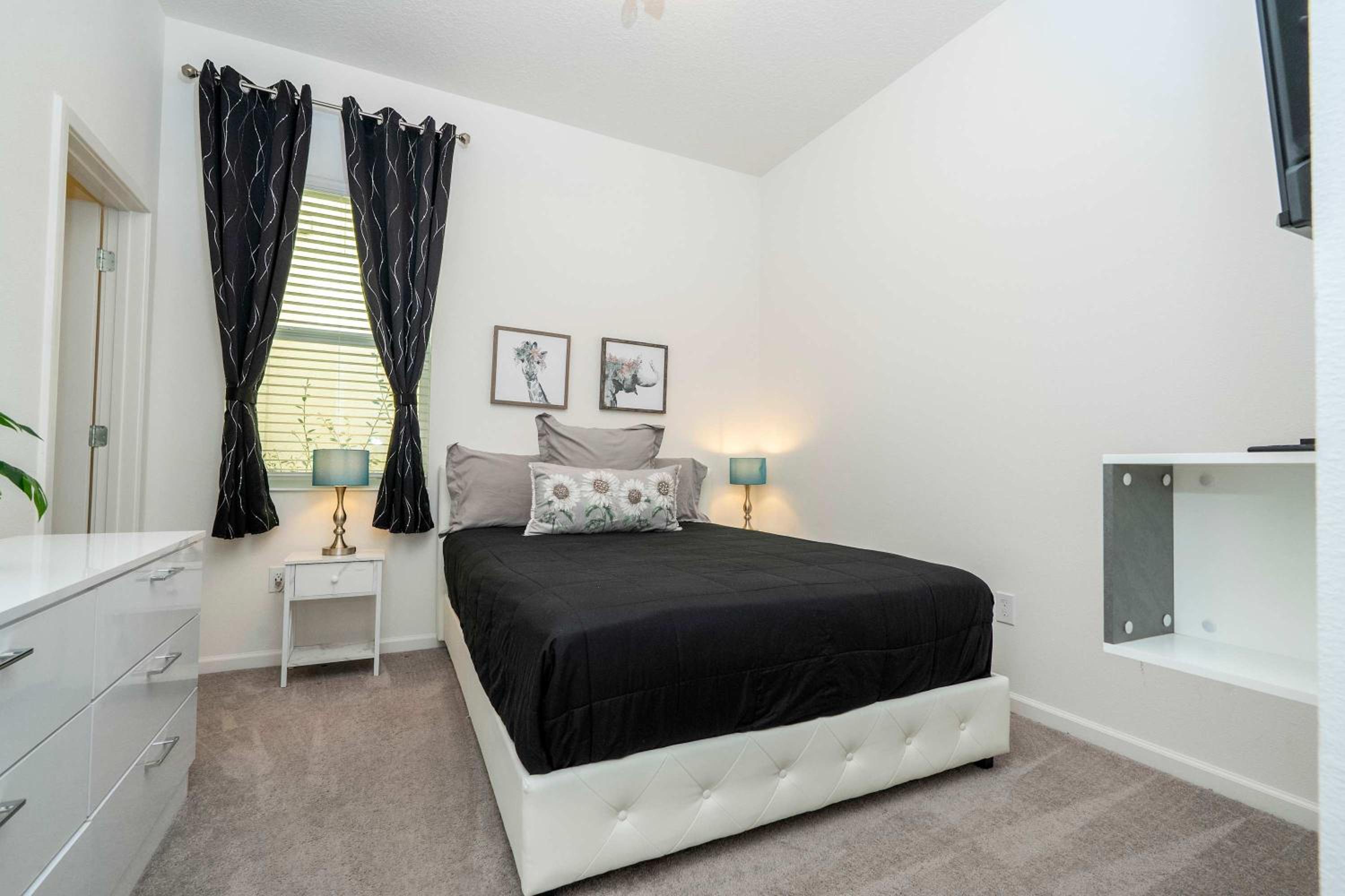Family Friendly 12Bd w Jacuzzi Veranda Palms 4401