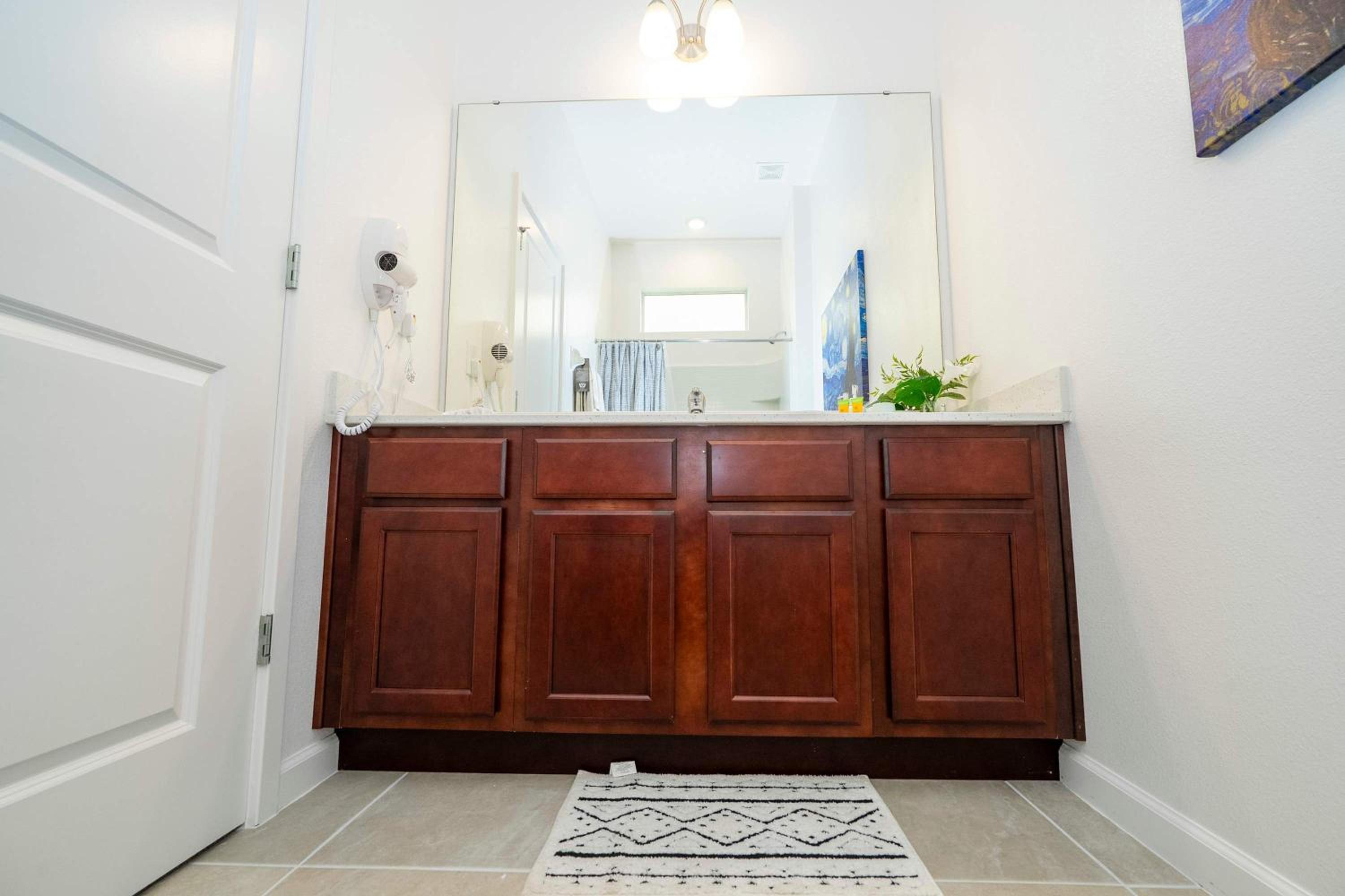 Family Friendly 12Bd w Jacuzzi Veranda Palms 4401