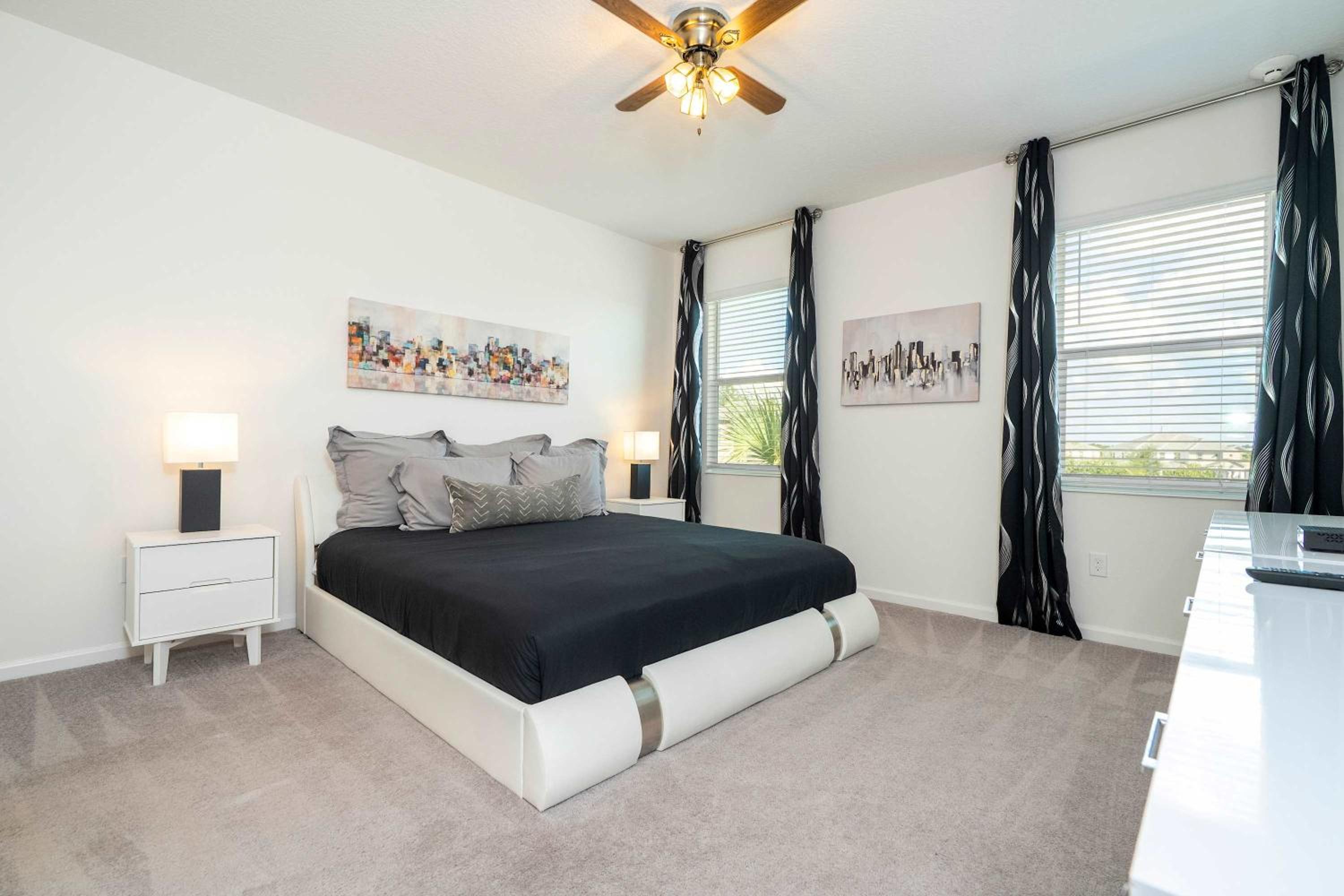 Family Friendly 12Bd w Jacuzzi Veranda Palms 4401