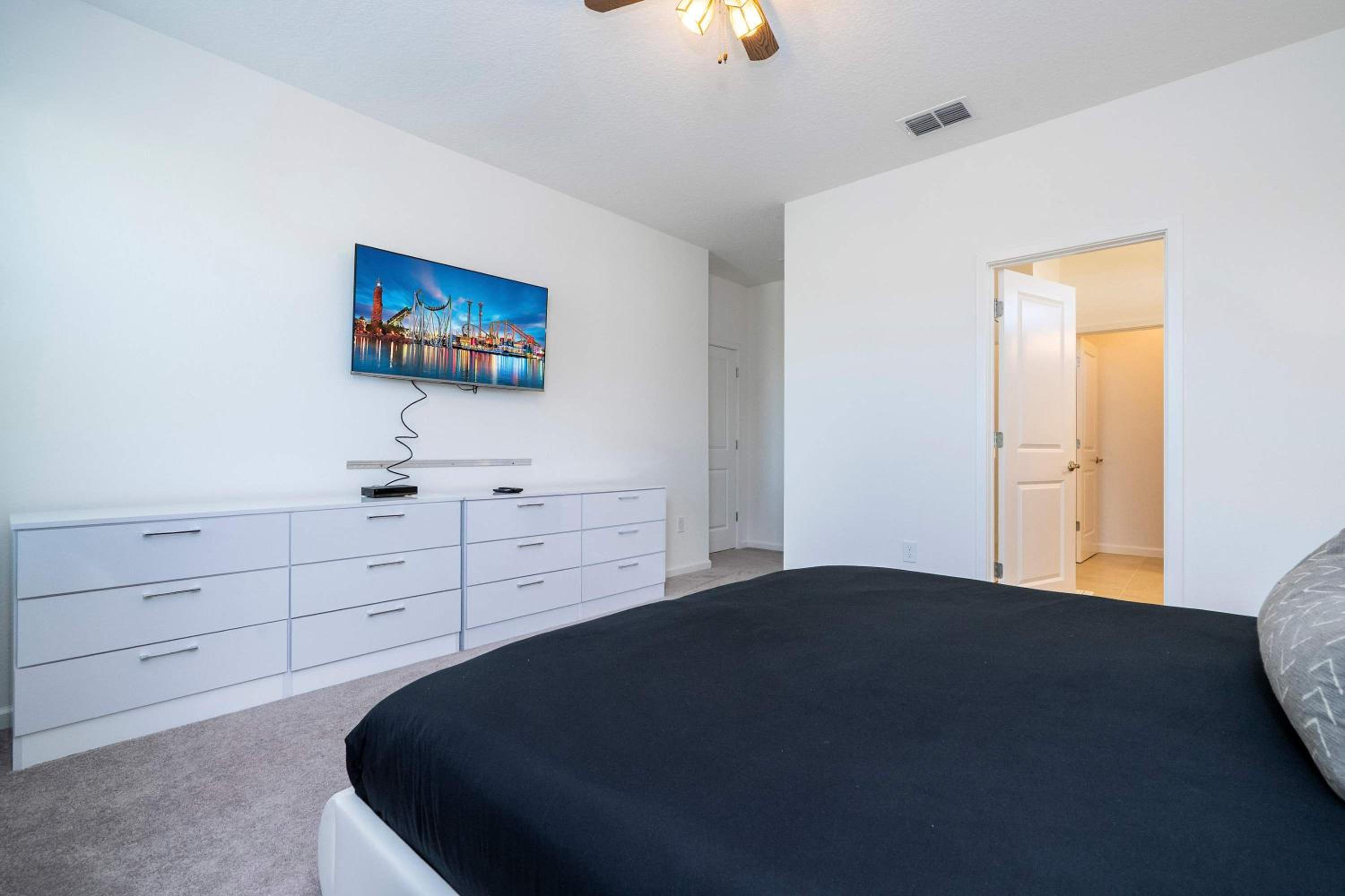 Family Friendly 12Bd w Jacuzzi Veranda Palms 4401
