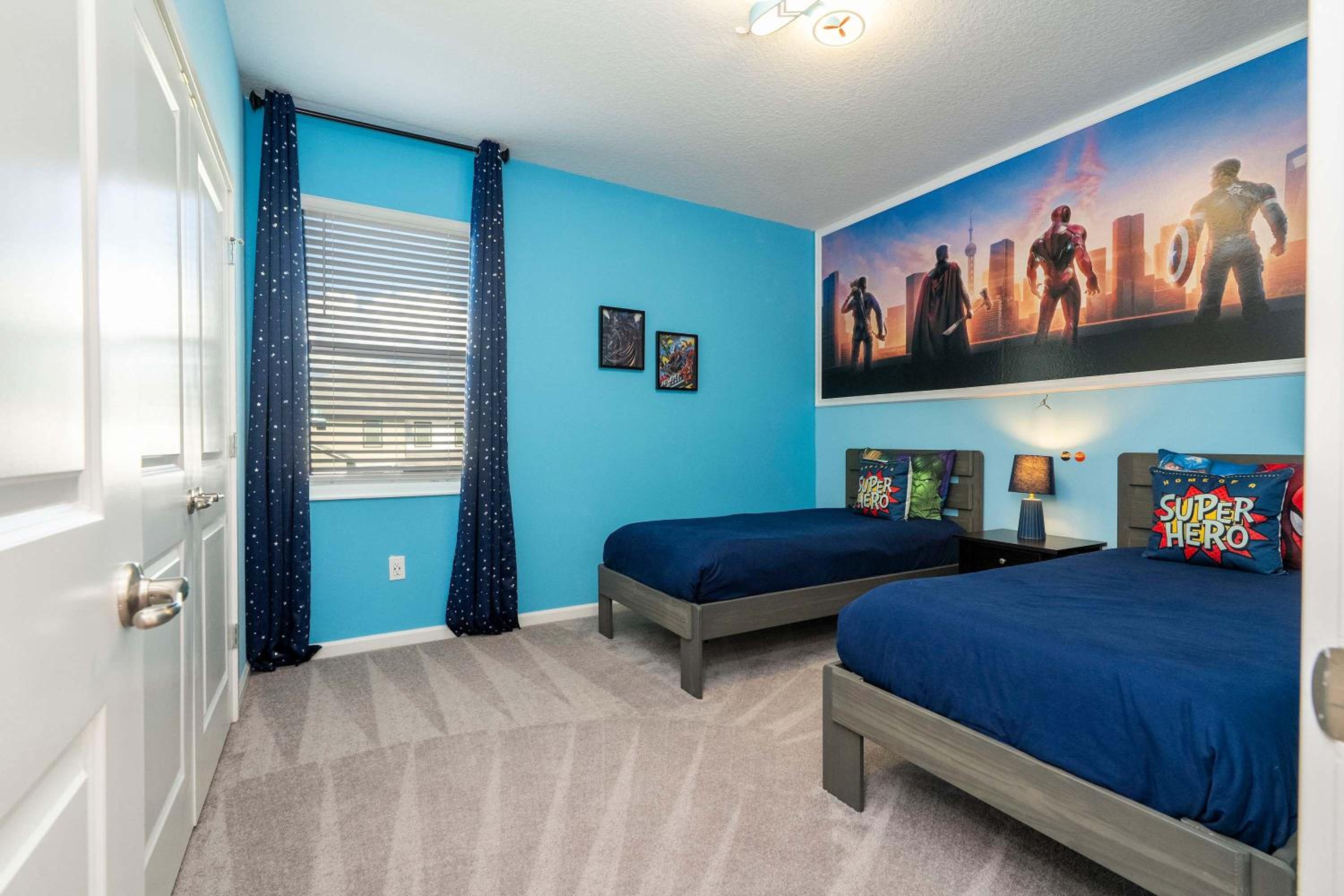 Family Friendly 12Bd w Jacuzzi Veranda Palms 4401