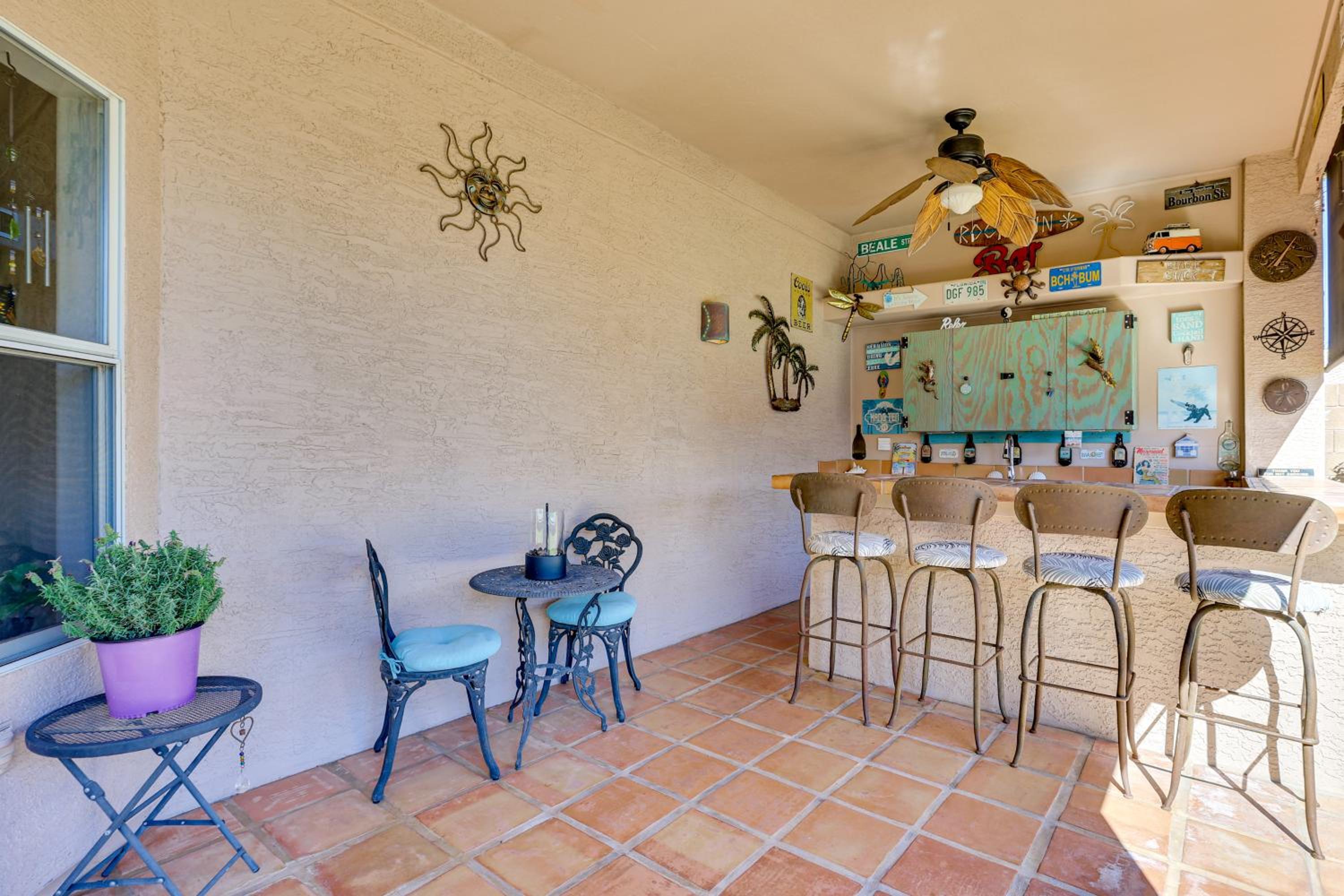 Outdoor Entertainment Area! Relaxing Phoenix Home