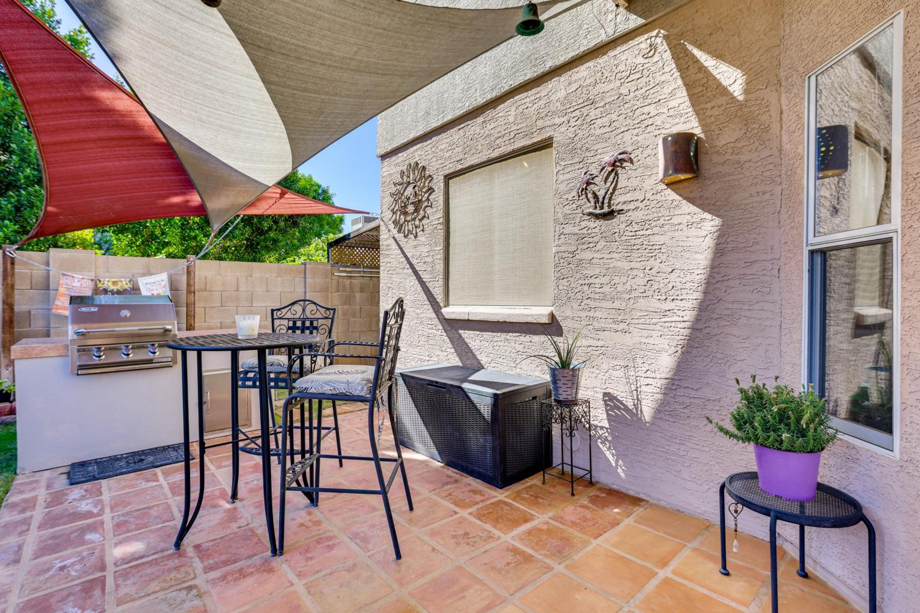 Outdoor Entertainment Area! Relaxing Phoenix Home