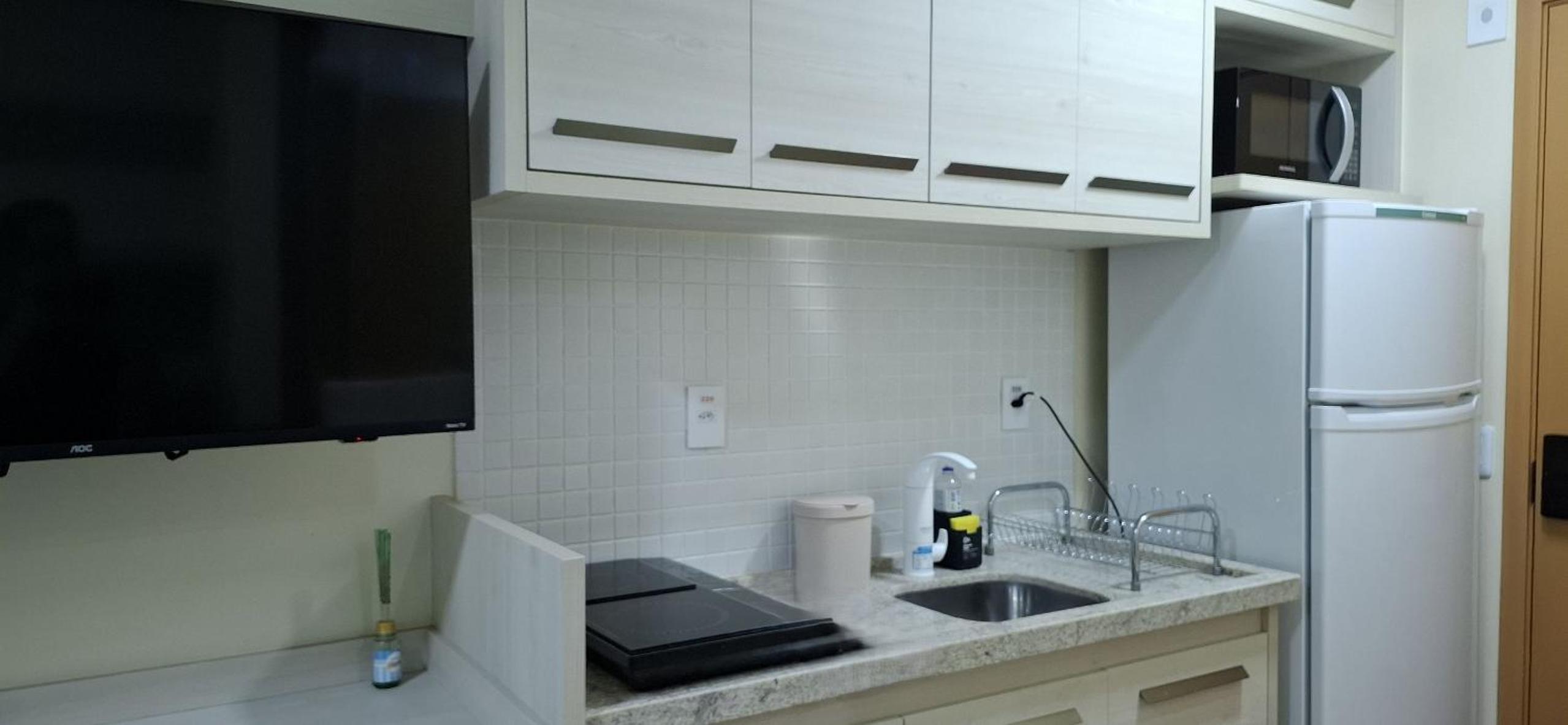 Condo. w/ Pool and Gym 70 m from the Beach - SMA