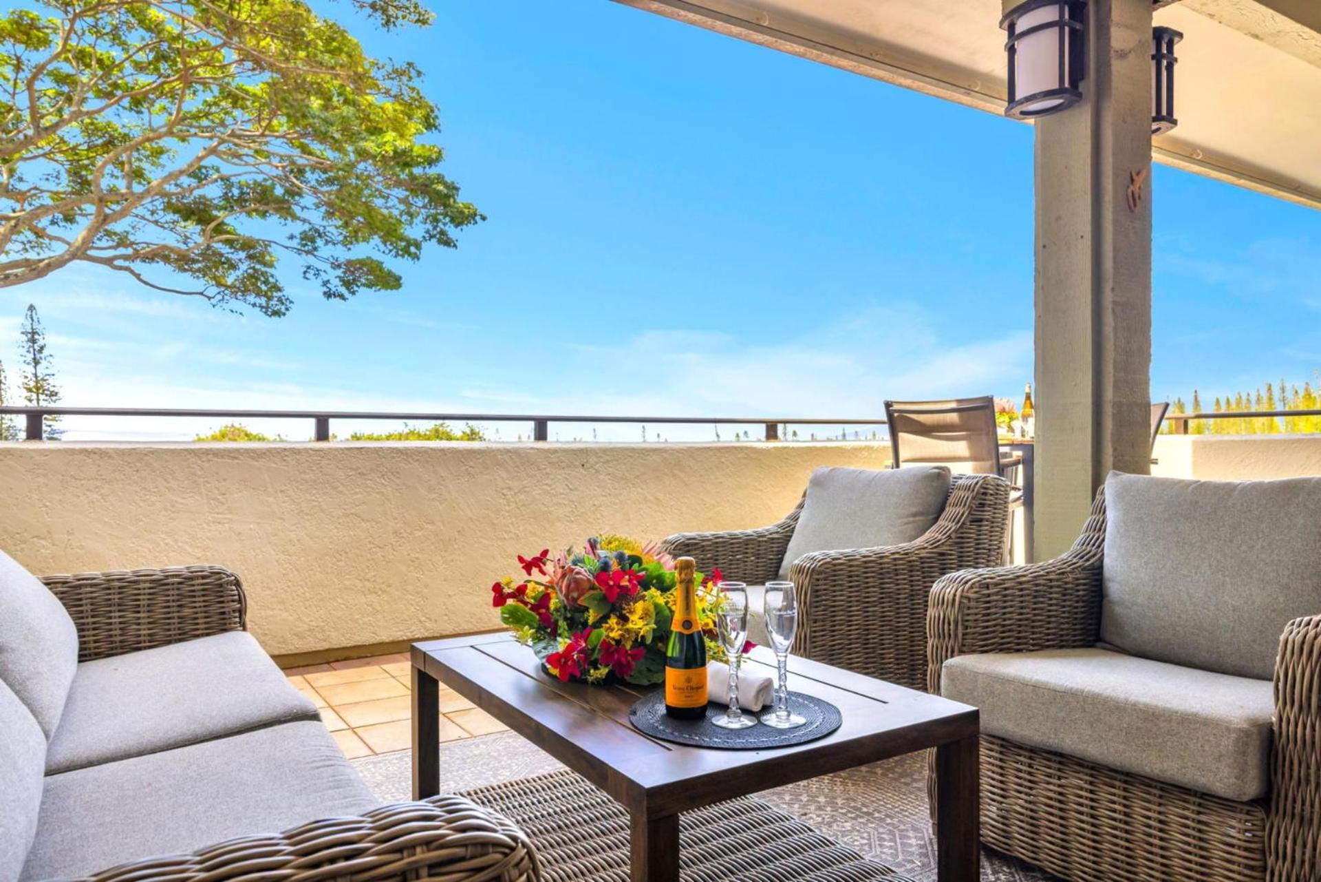 NEW KBM Resorts FREE CAR Kapalua Golf Villas 1-Bedroom Condo with Spacious Lanai and Golf Course Views KGV-18T4
