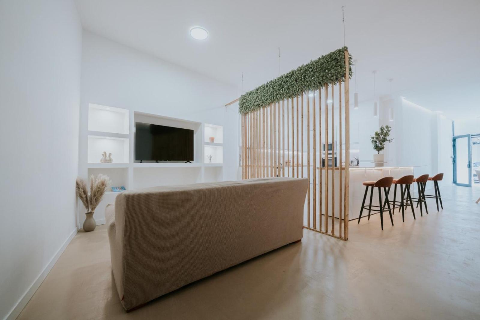 Room Turia