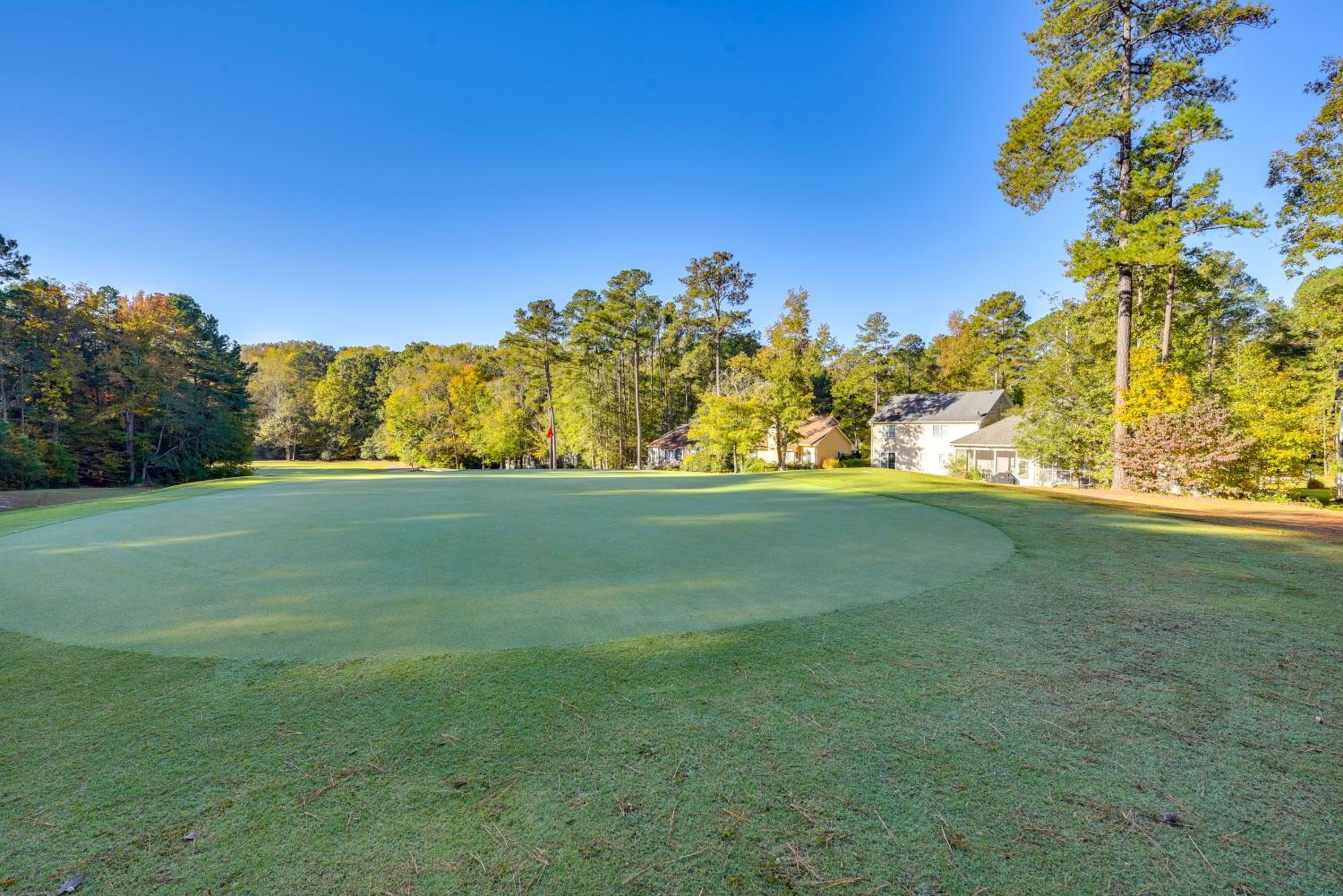 Peaceful Retreat! Carolina Trace Home with Porch