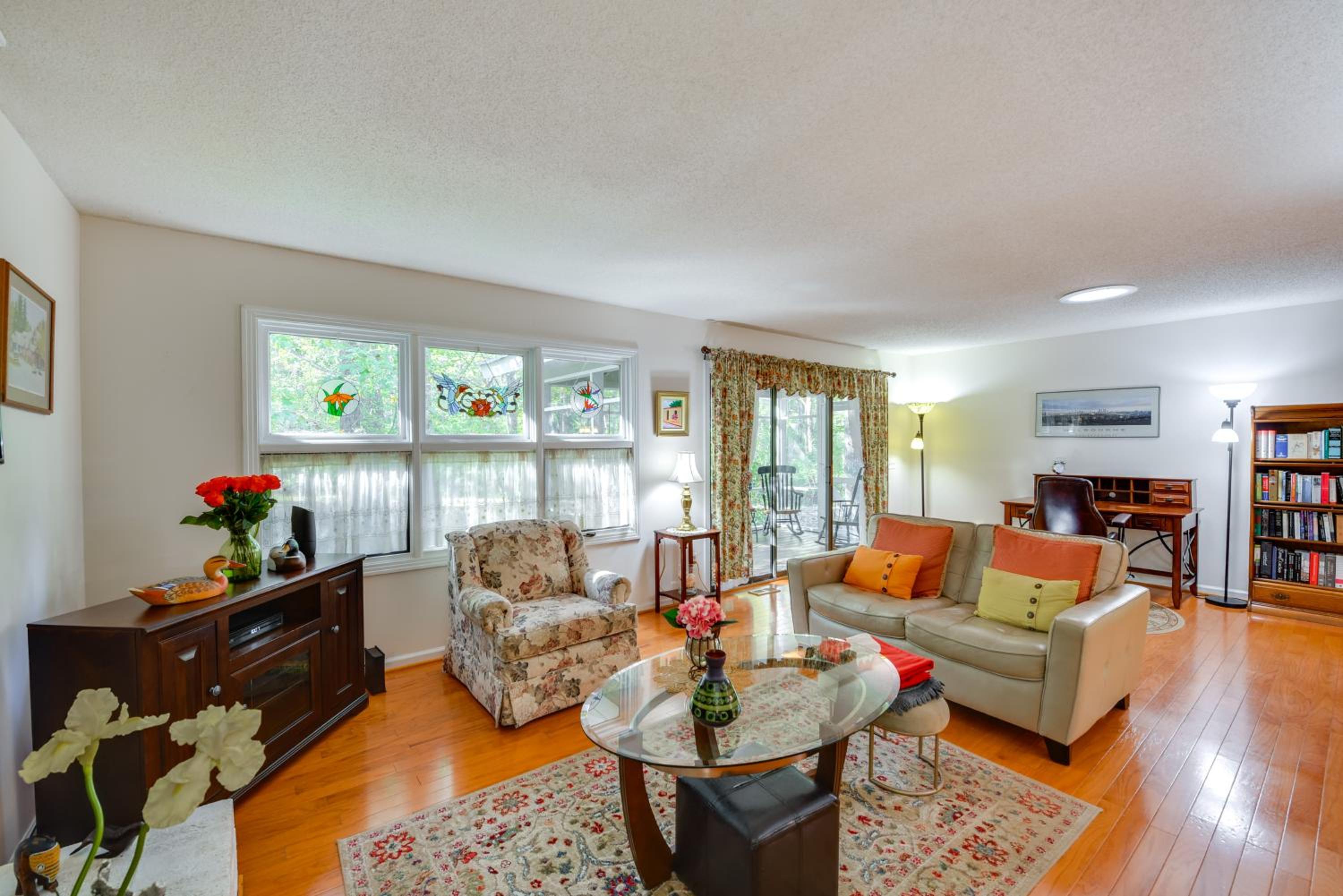 Peaceful Retreat! Carolina Trace Home with Porch