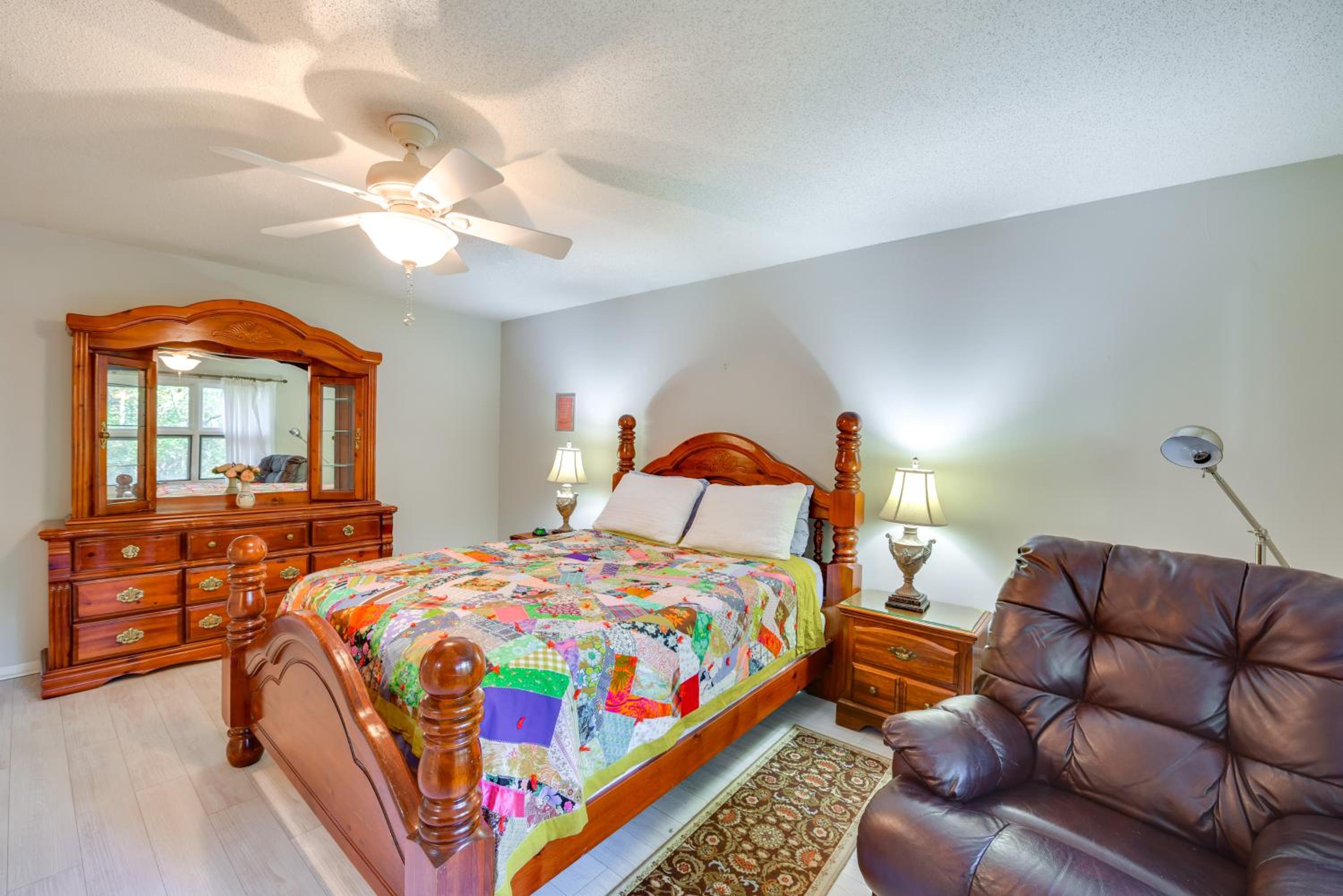 Peaceful Retreat! Carolina Trace Home with Porch