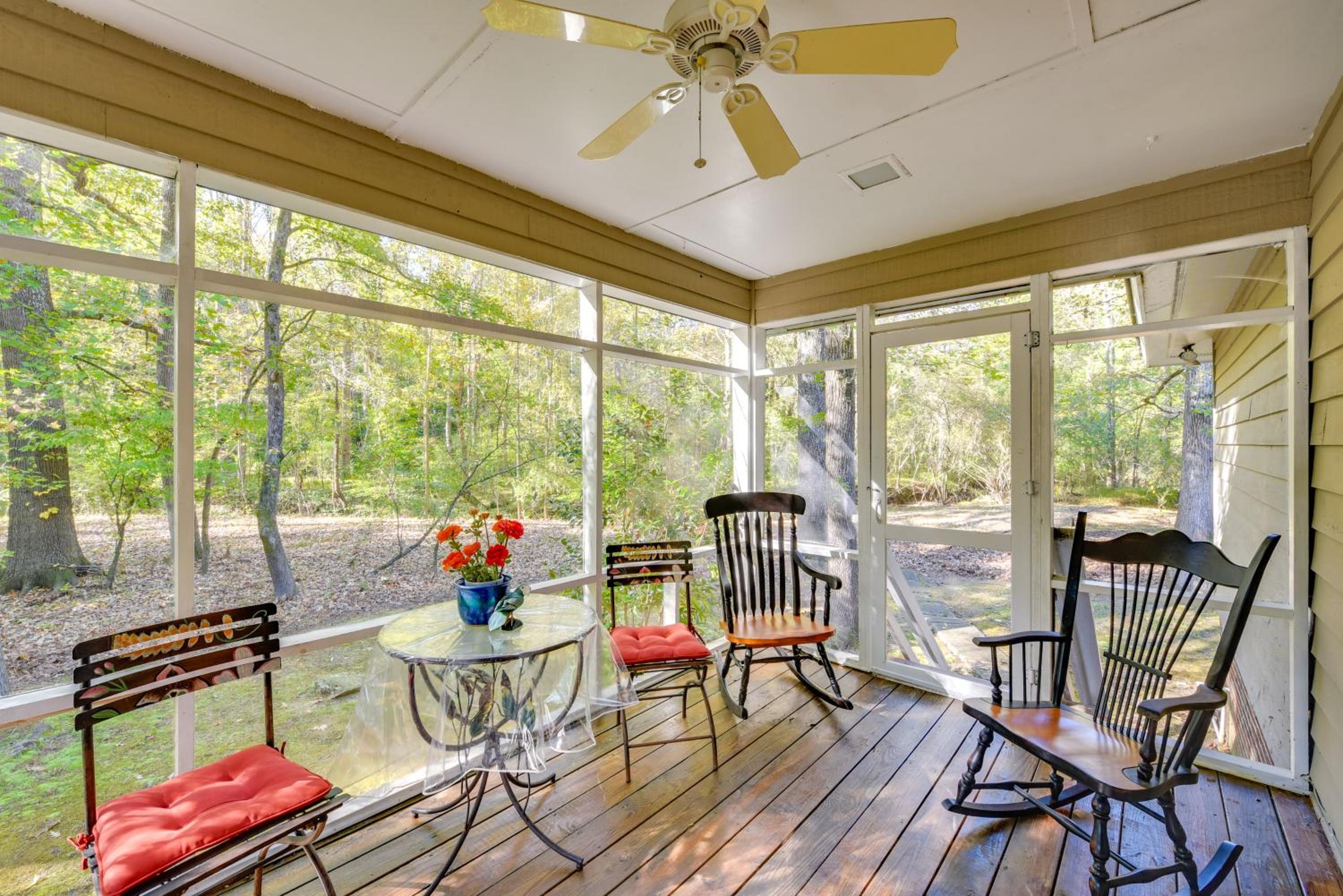 Peaceful Retreat! Carolina Trace Home with Porch