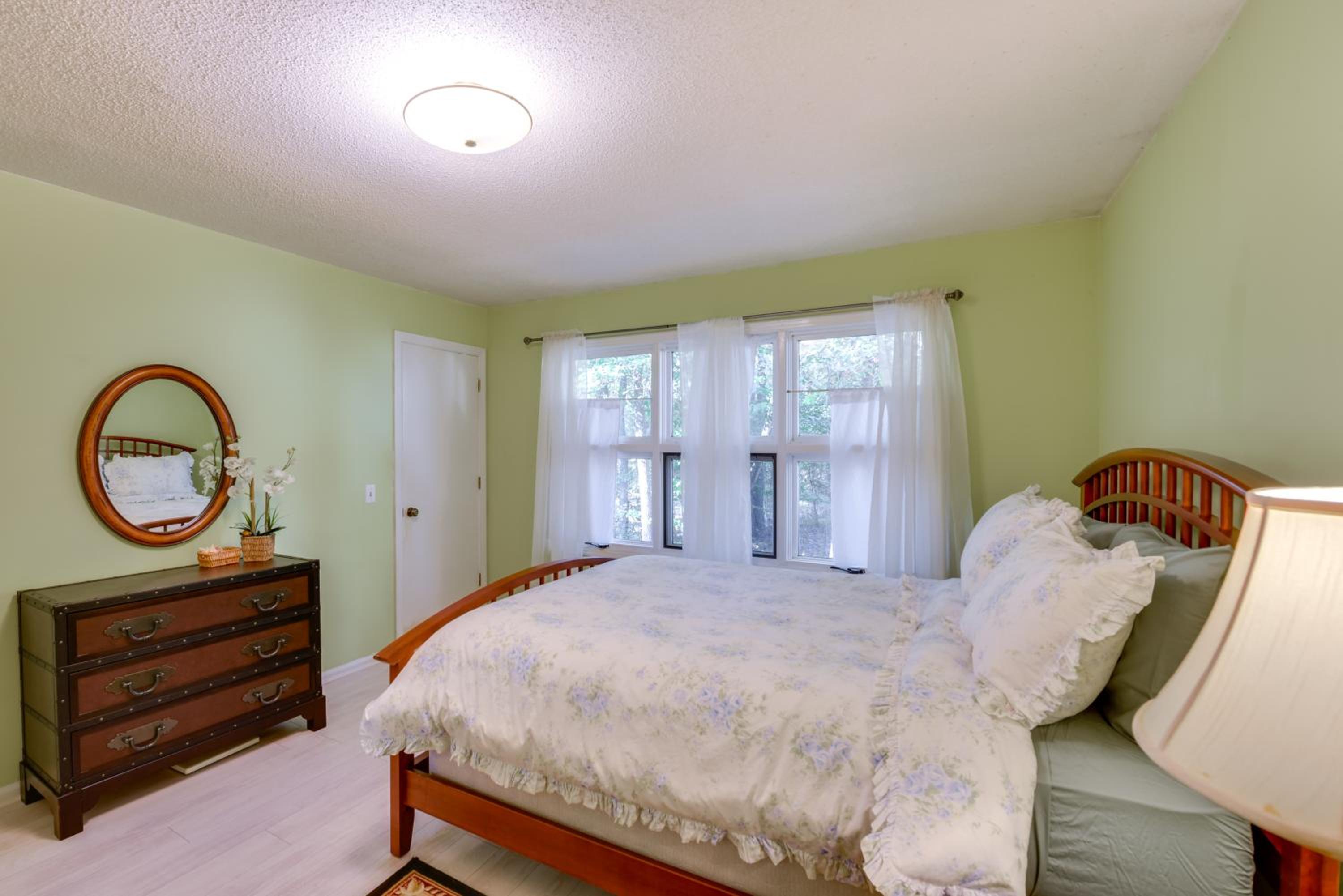 Peaceful Retreat! Carolina Trace Home with Porch
