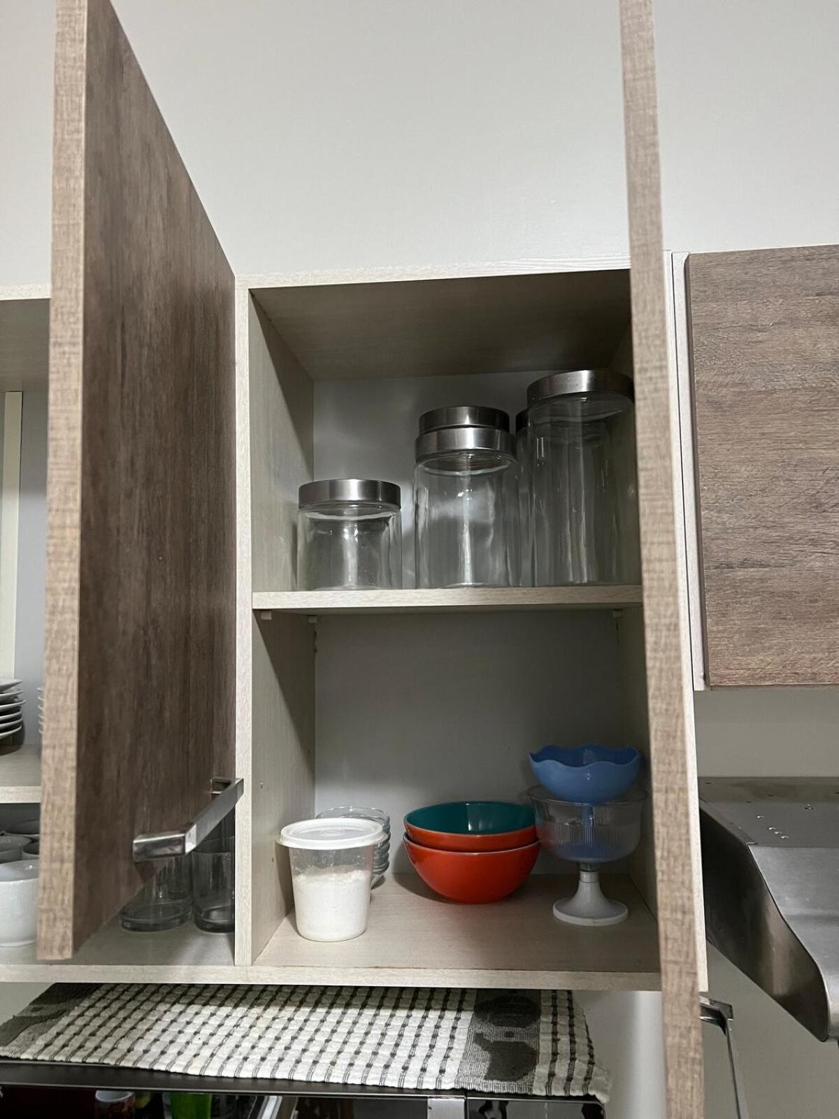 Casa com suite bem localizada