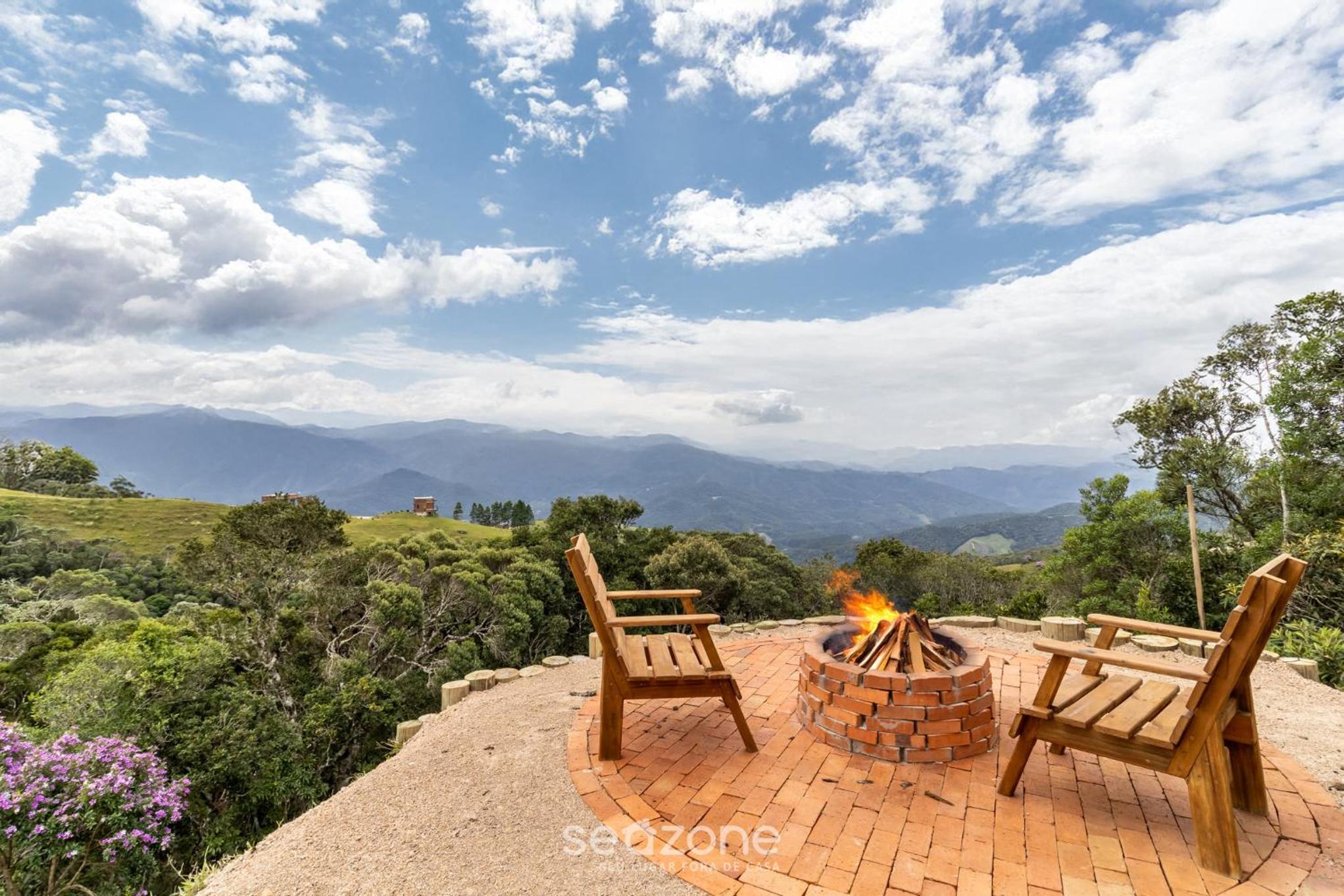 Cabin with Mountain View in Anitápolis VST032