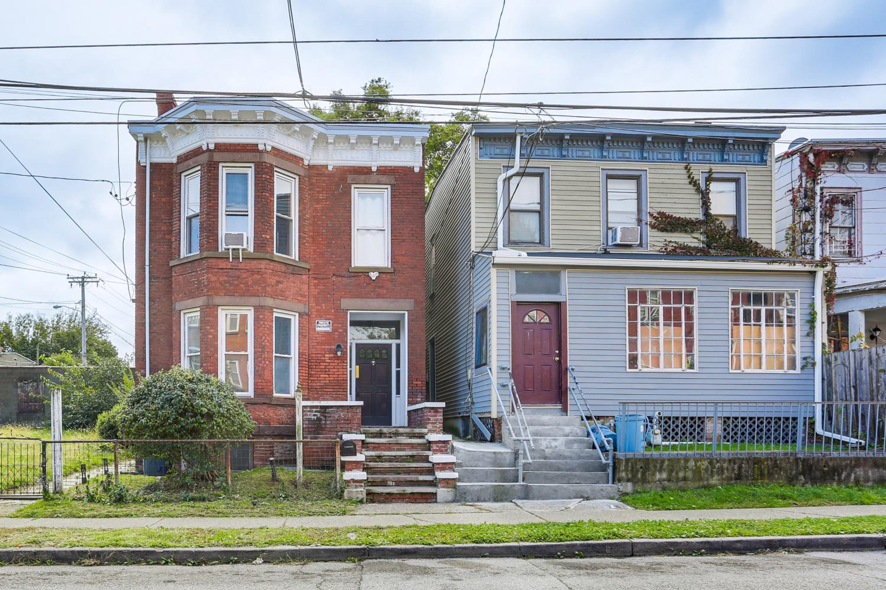 Explore and Work! Stylish Washington Heights Duplex