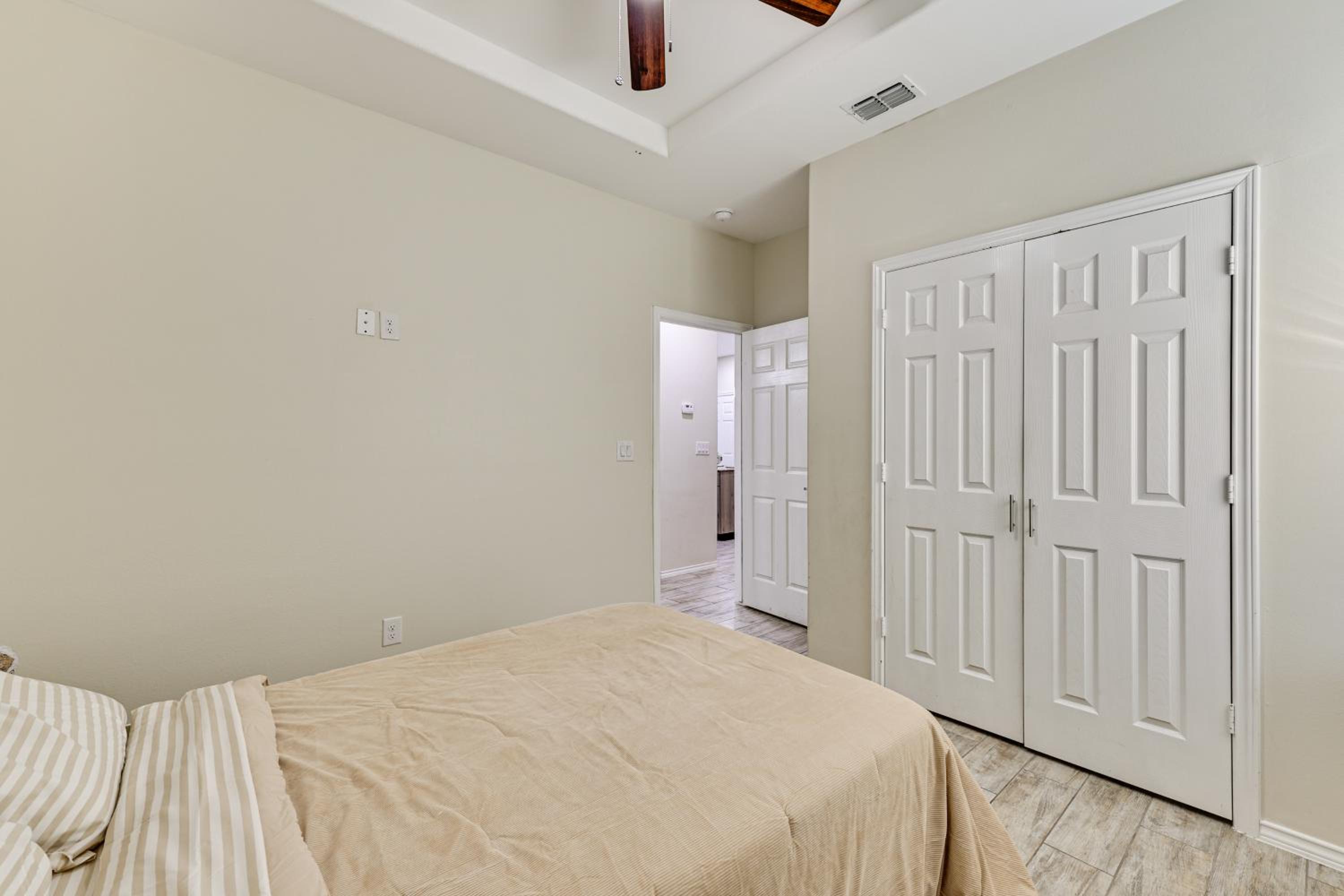 2 Mi to DHR Health Commuter-Friendly Pharr Apt