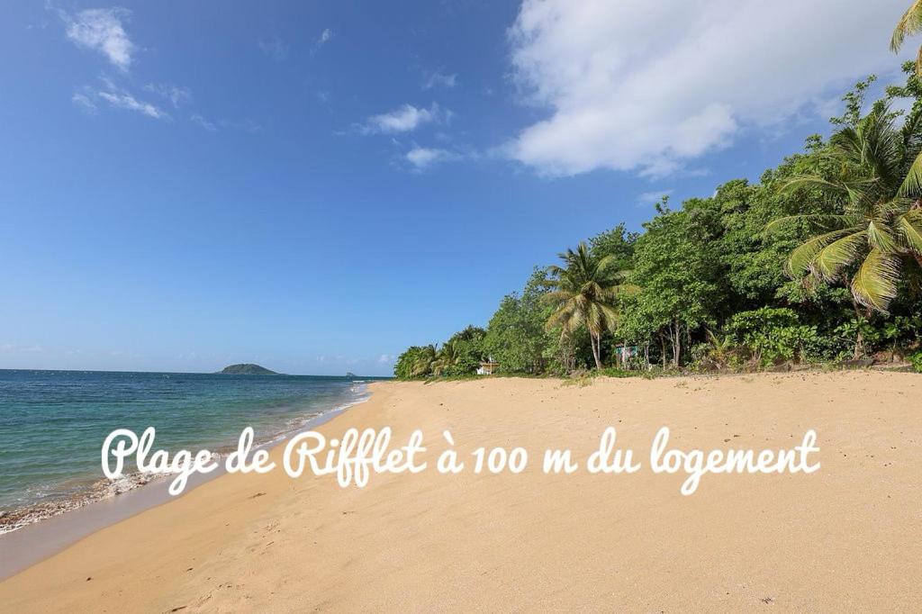 Tibo bas de villa accès 4 plages à Deshaies