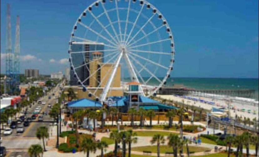 Myrtle Beach Retreat - Golf and Pools On-site