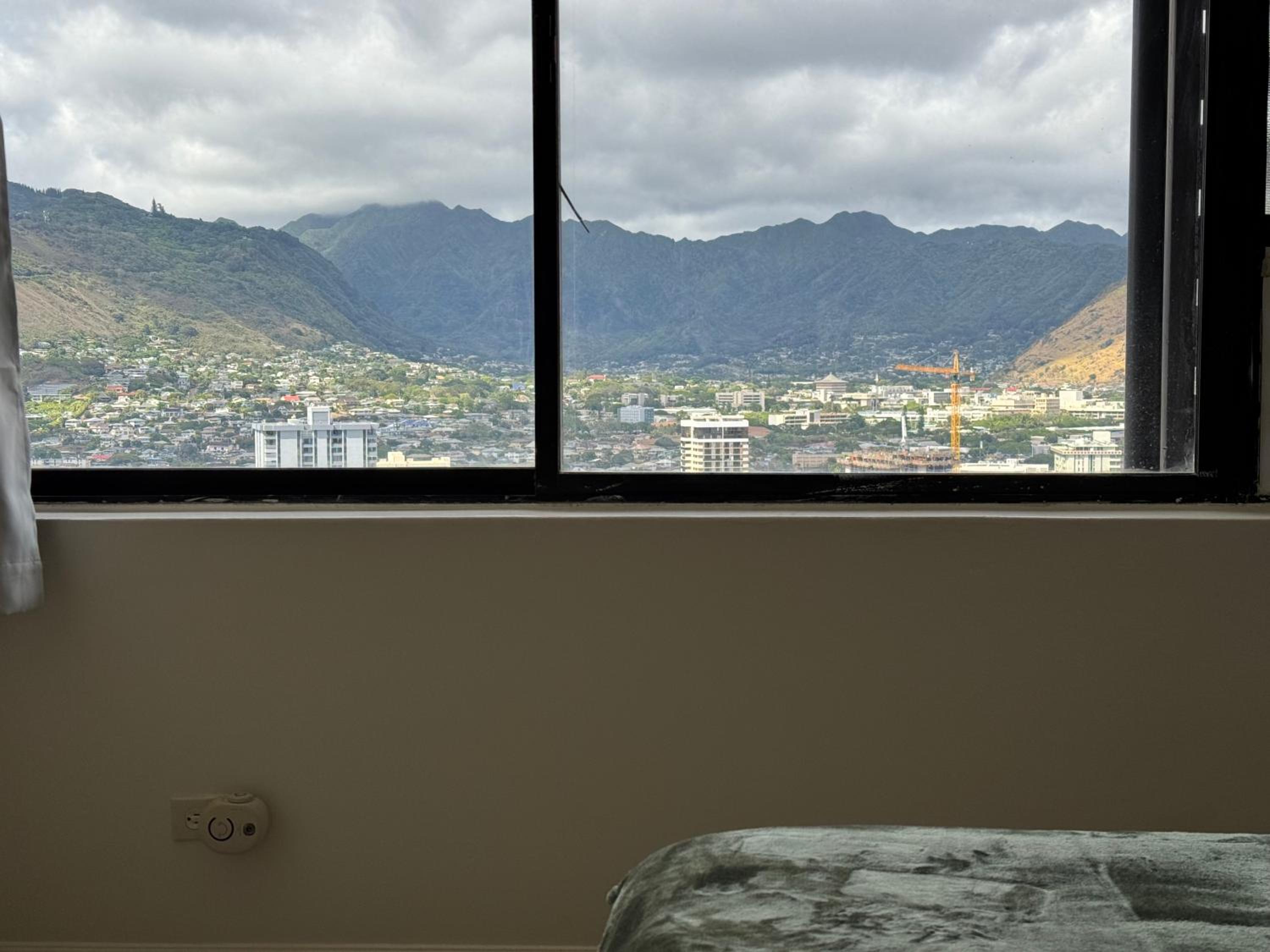 Waikiki Seaside Monarch Paradise Hotel Room Greenery Mountain View