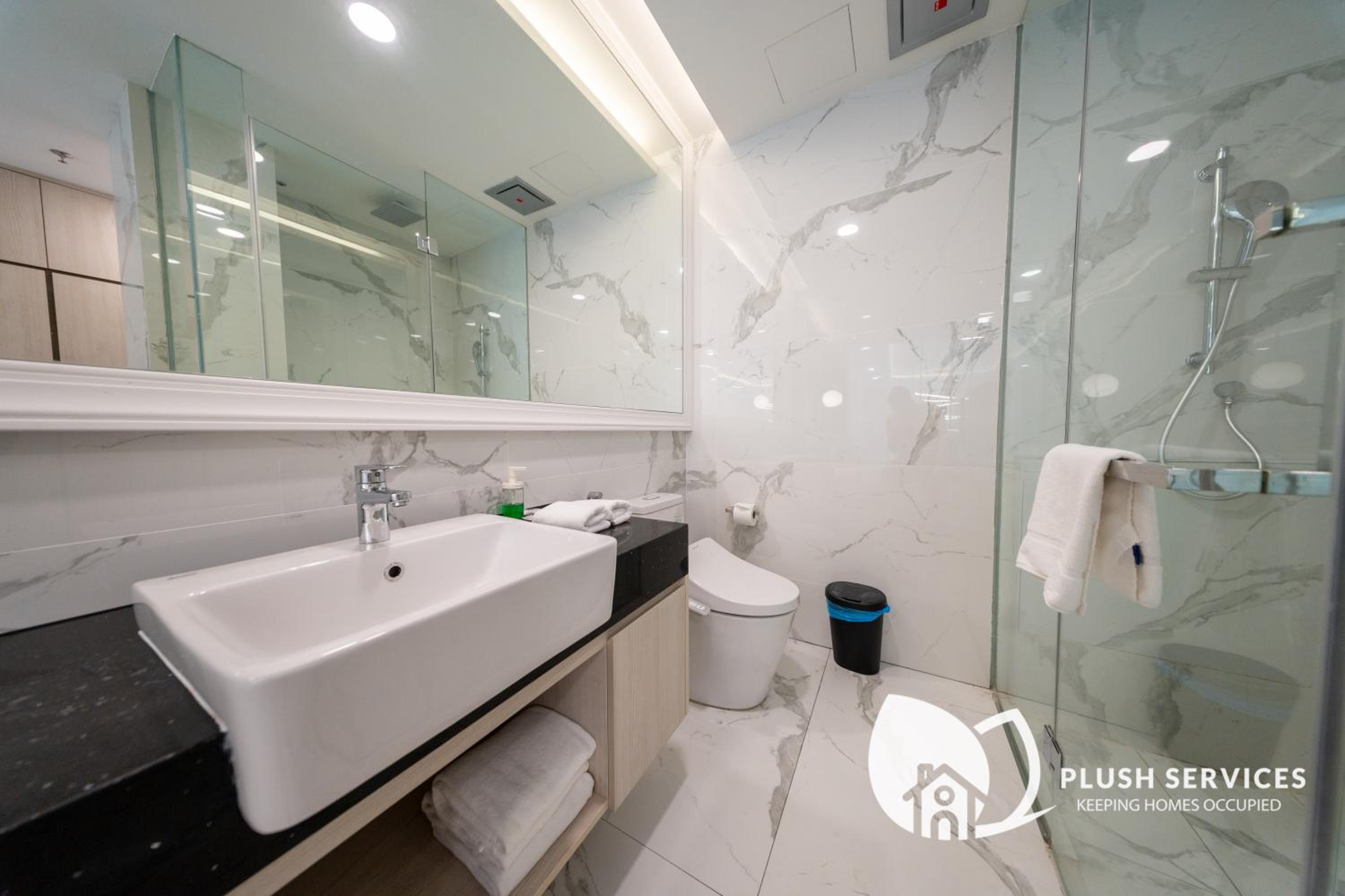 Societe Suites Hartamas by Plush
