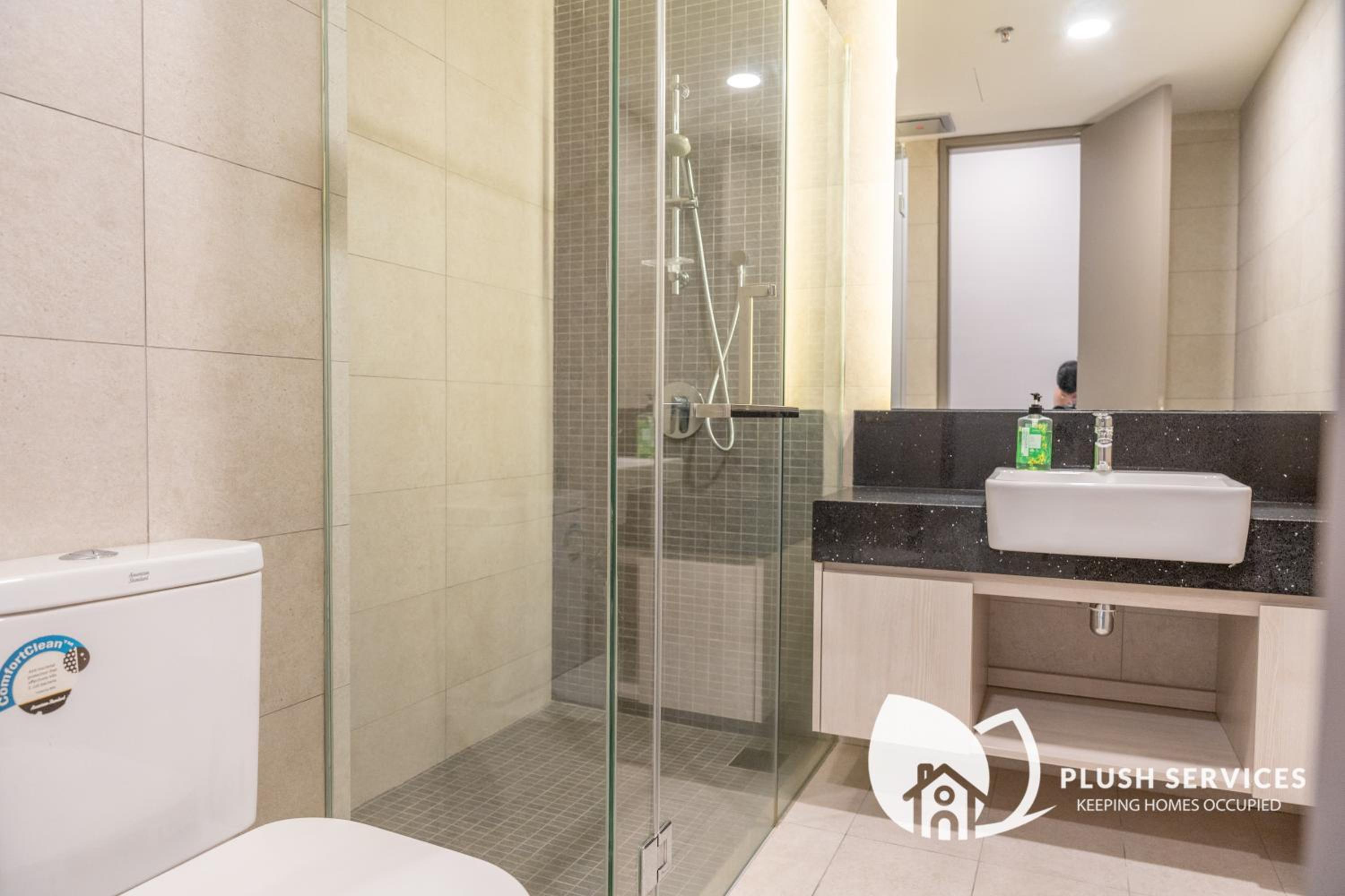 Societe Suites Hartamas by Plush
