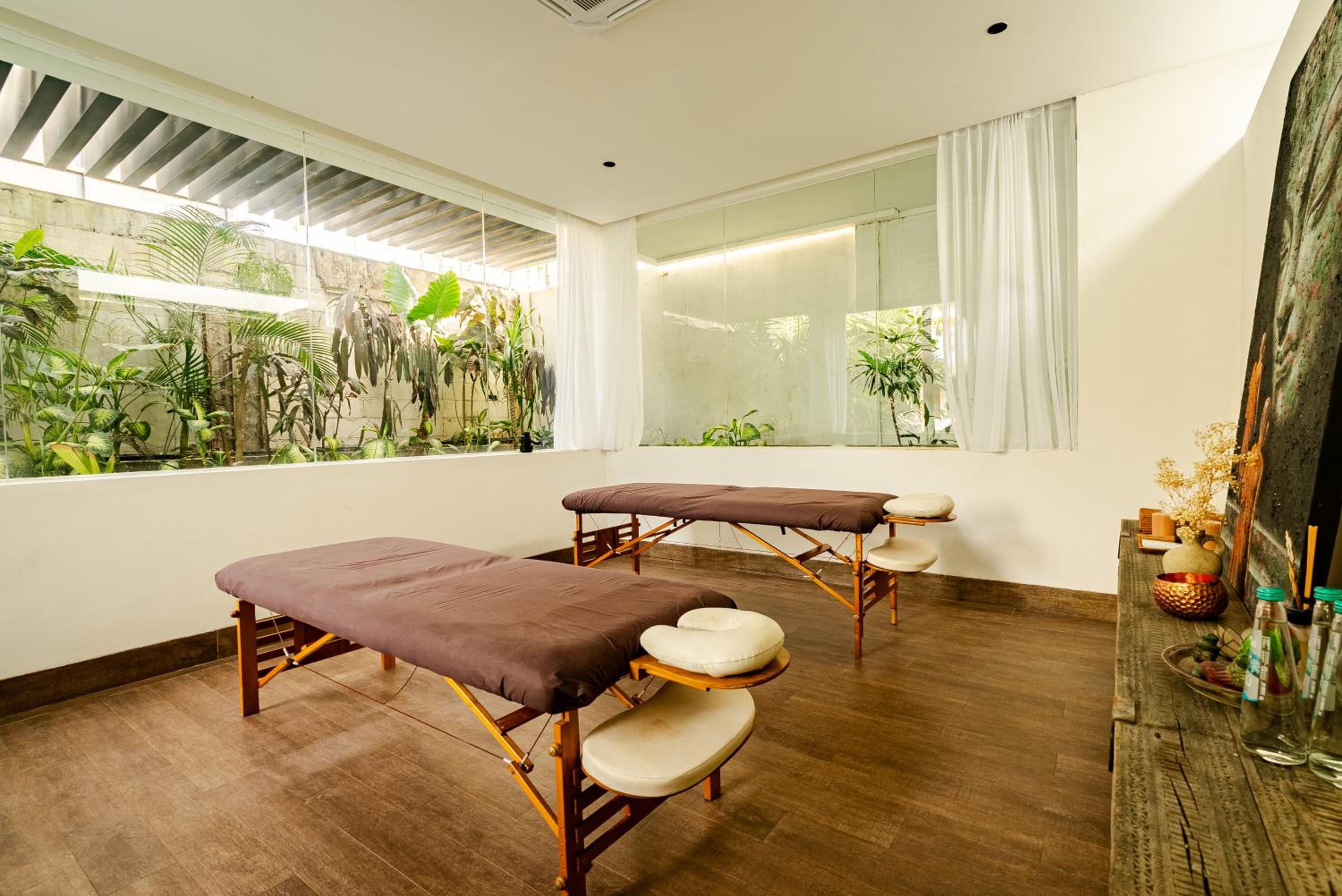 Villa Zeno Arete Pererenan 6 Bedroom , Ice Bath, Sauna and Gym
