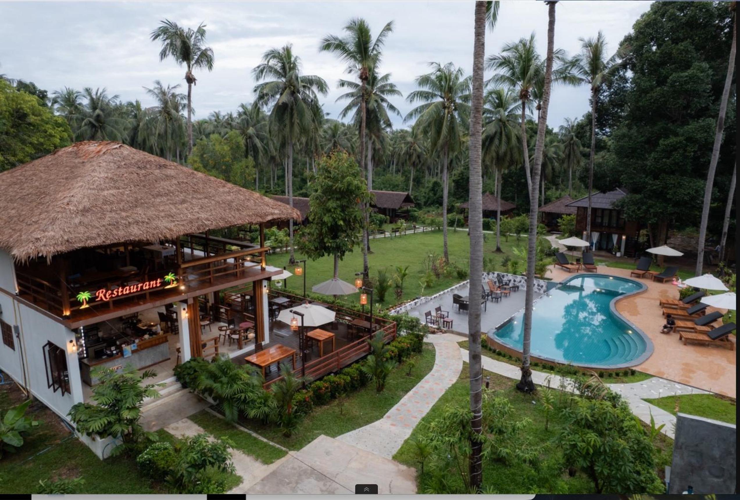 COCO Canopy Boutique Resort