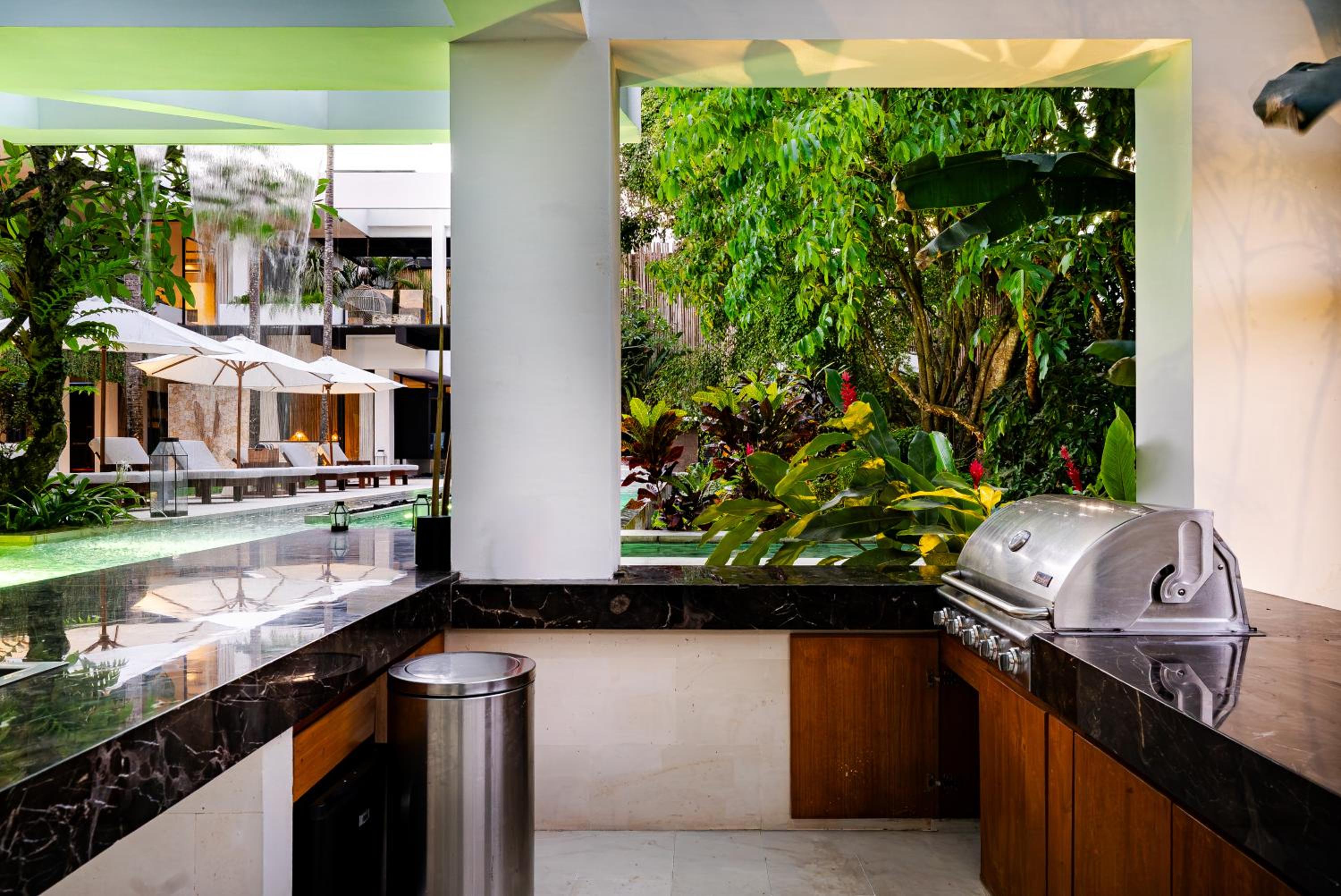 Villa Zeno Arete Pererenan 6 Bedroom , Ice Bath, Sauna and Gym