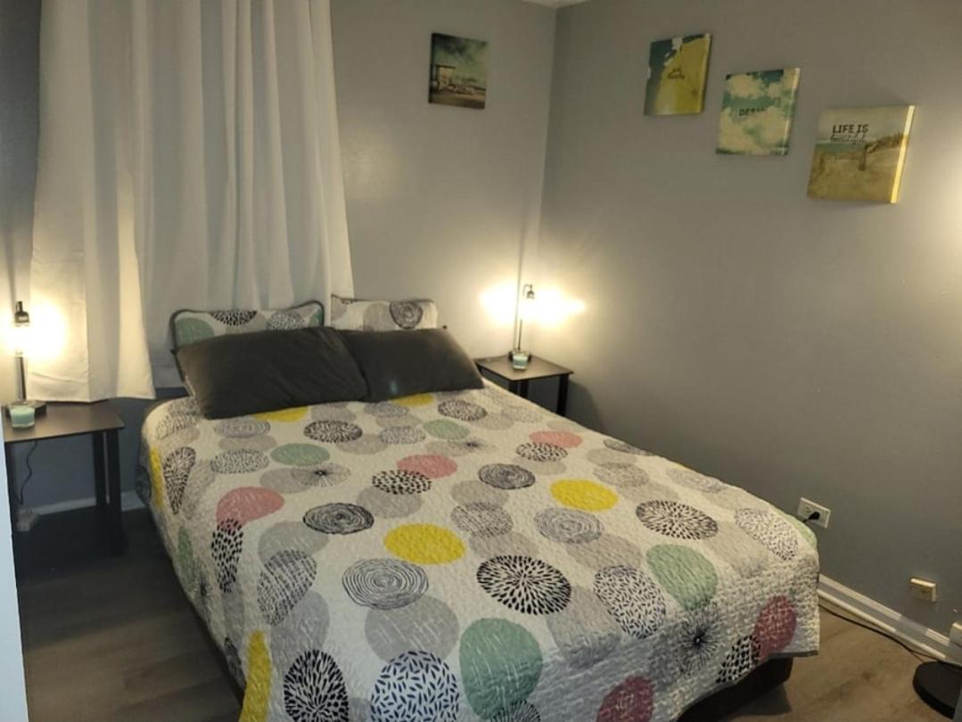 Garden Apartment Near Northwestern