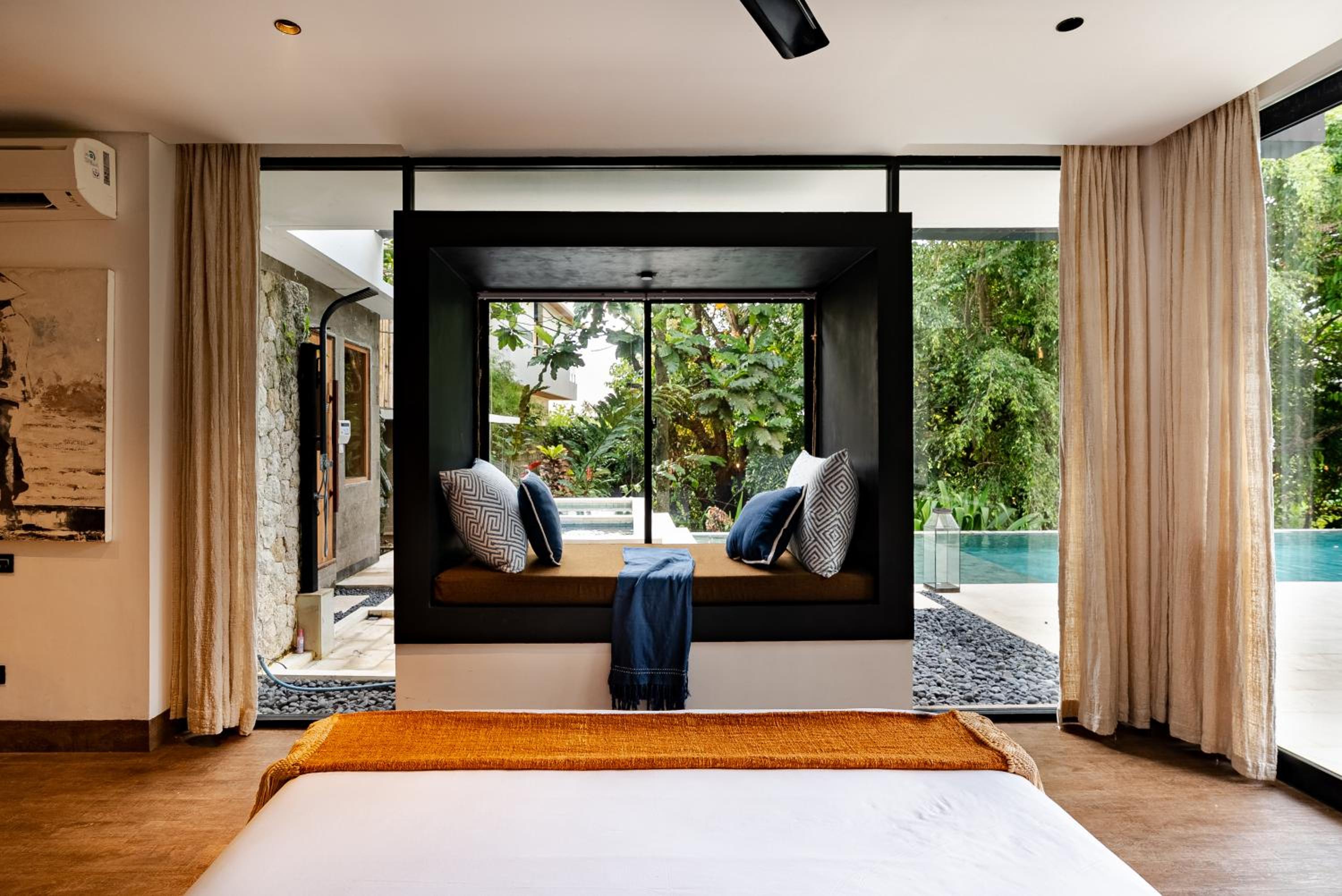 Villa Zeno Arete Pererenan 6 Bedroom , Ice Bath, Sauna and Gym