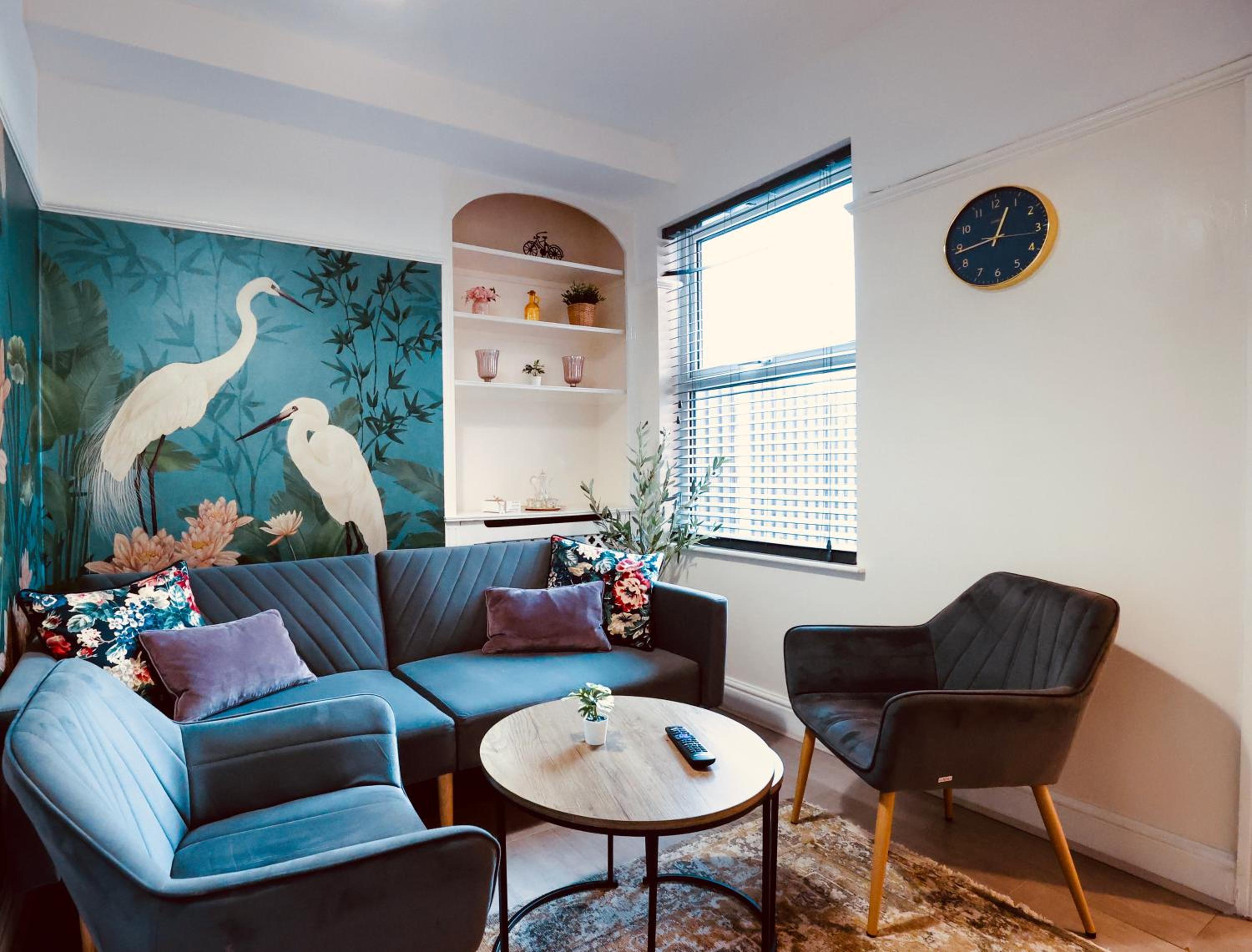 Home away from home-business & leisure travellers