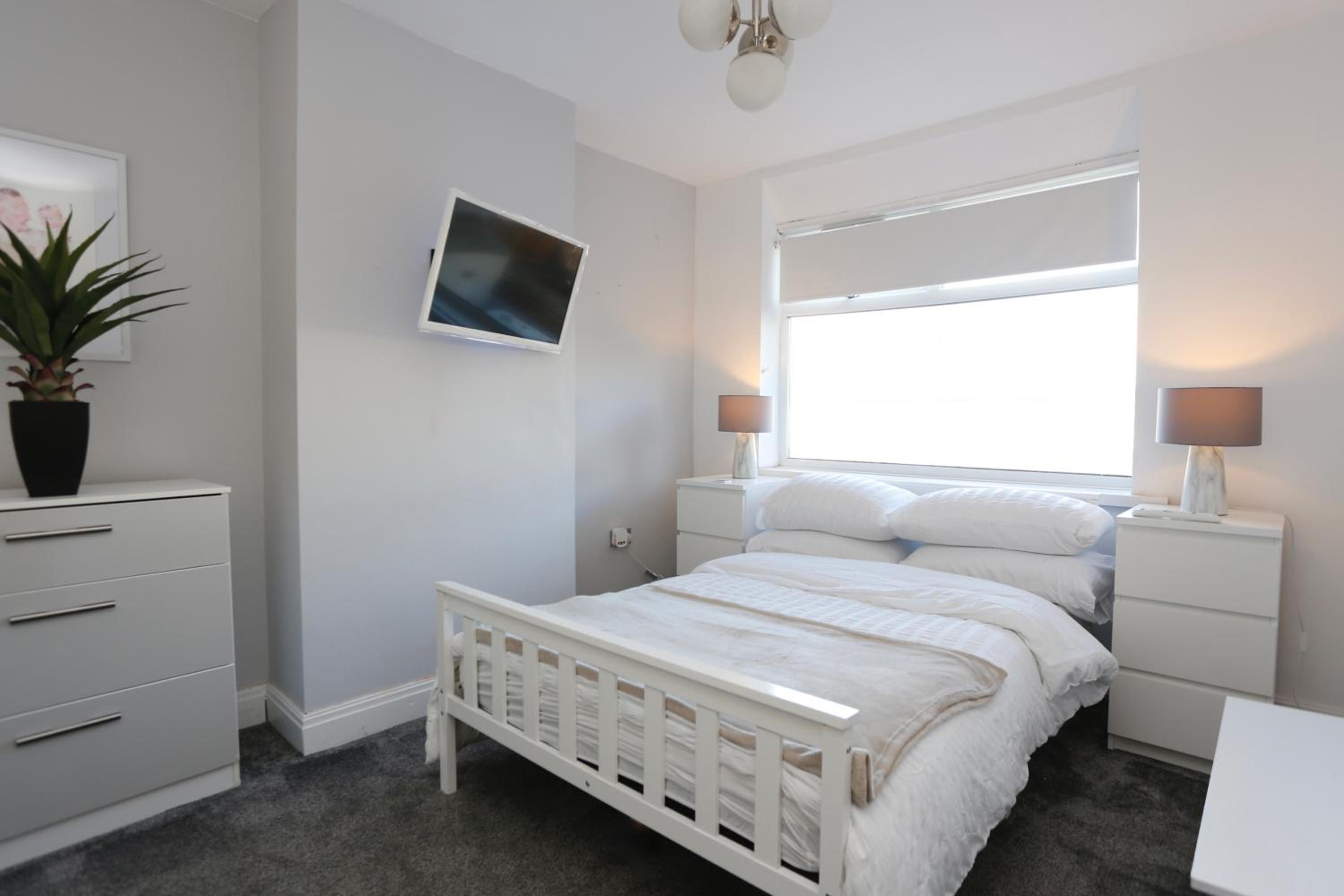 XxHot Tub pleasure beach Sleeps 5 Xx