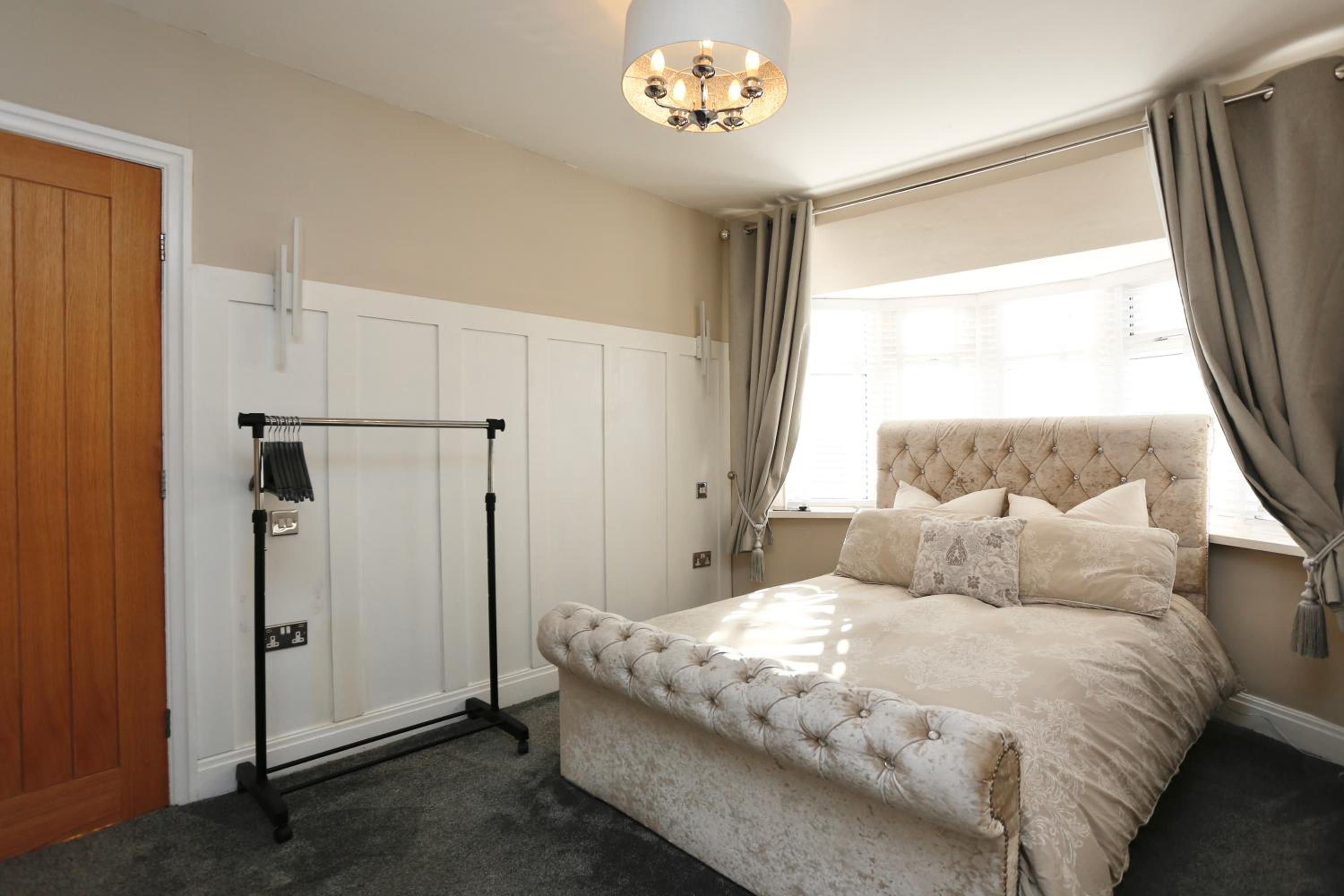 XxHot Tub pleasure beach Sleeps 5 Xx