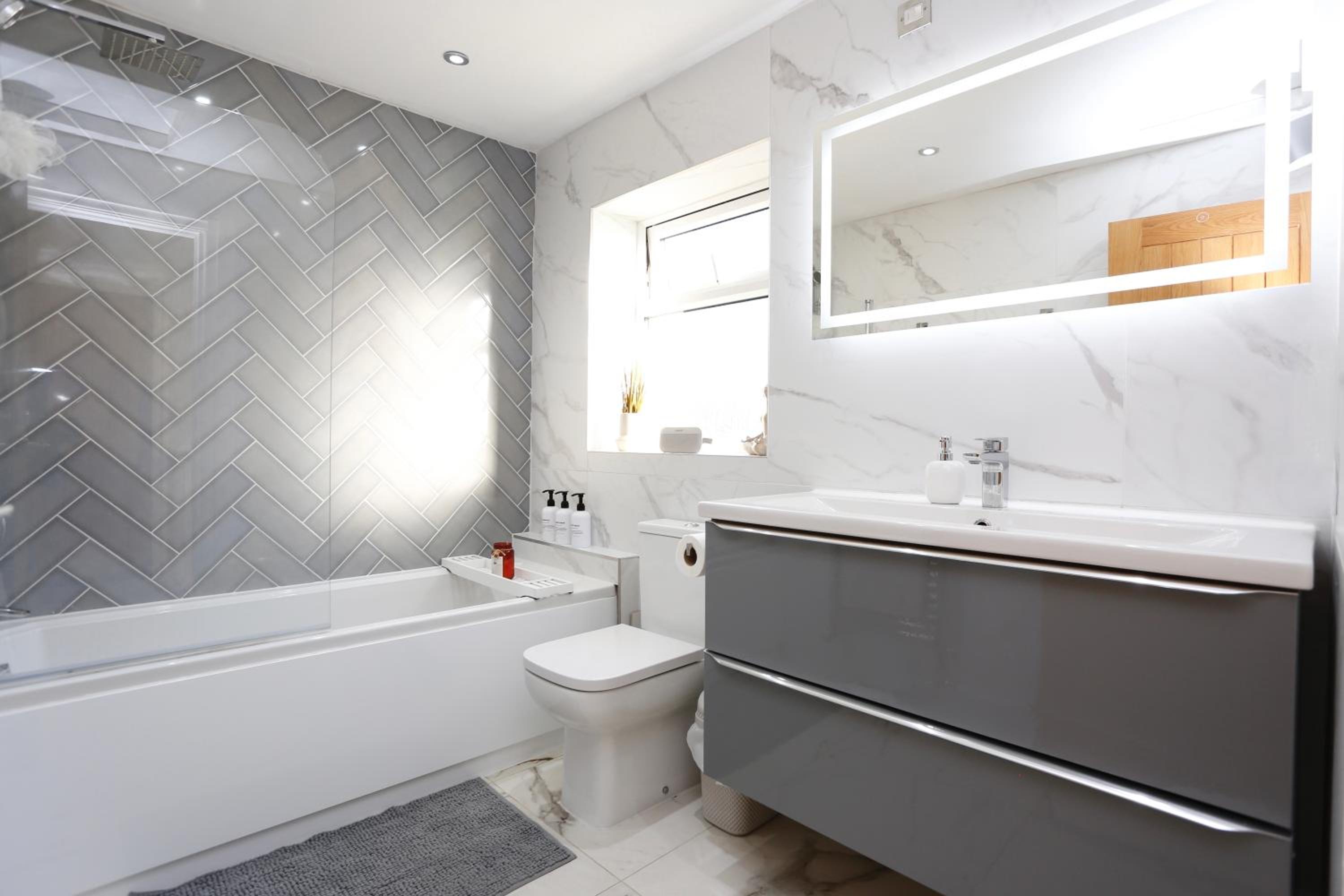 XxHot Tub pleasure beach Sleeps 5 Xx