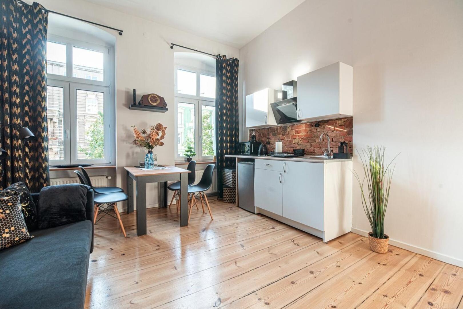 Apartly - Apartament z Duszą kamienicy