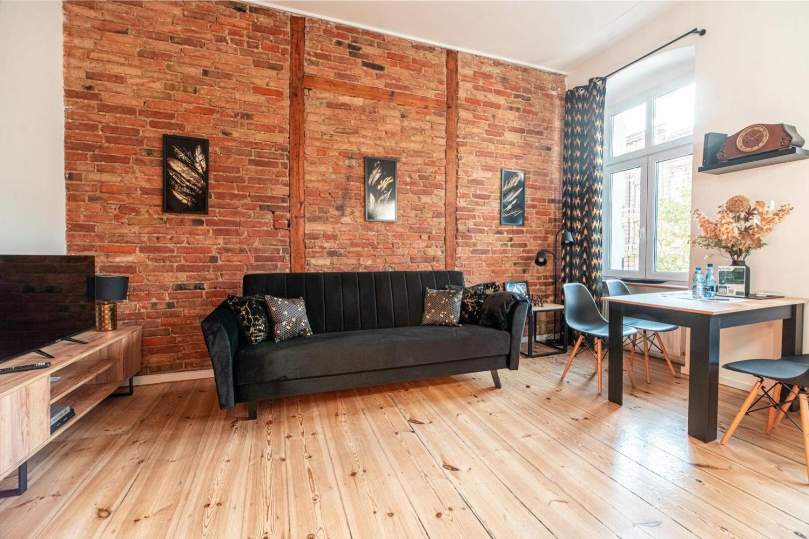 Apartly - Apartament z Duszą kamienicy