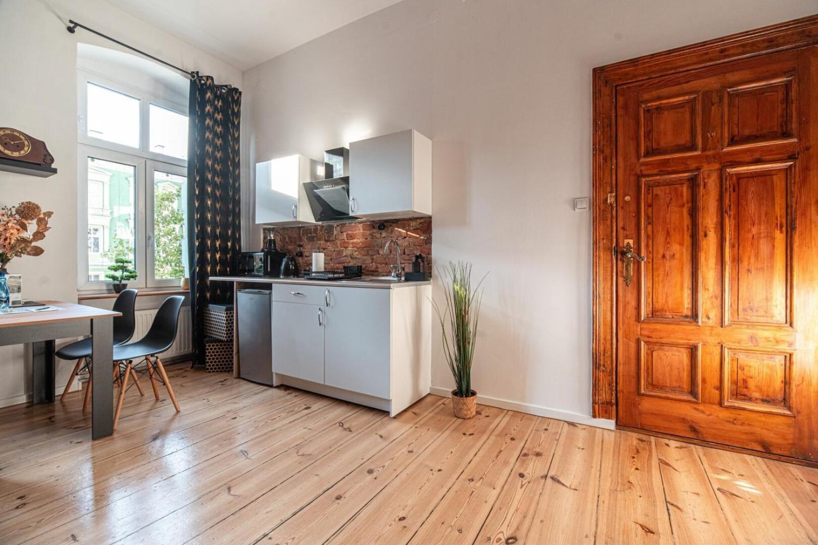 Apartly - Apartament z Duszą kamienicy