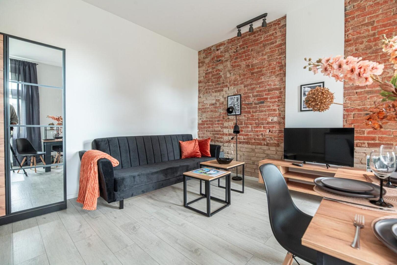 Apartly - Unisławy
