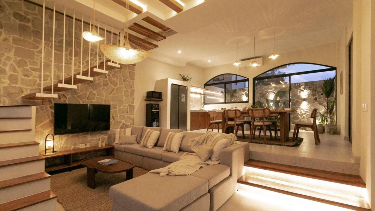Casa Amani 1 - 3BR Private Pool Villa in Kerobokan