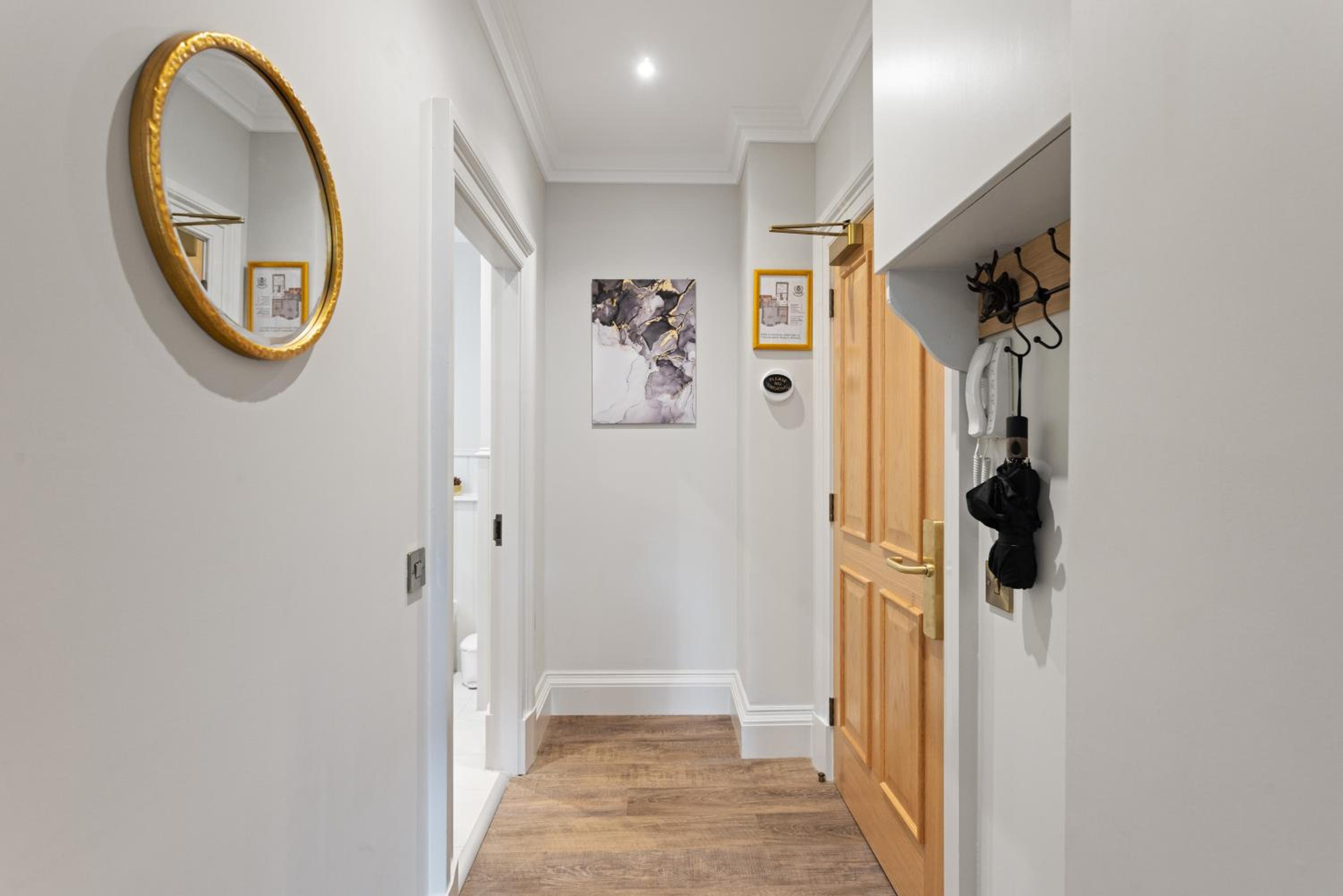 Prime Central Edinburgh 1 bed
