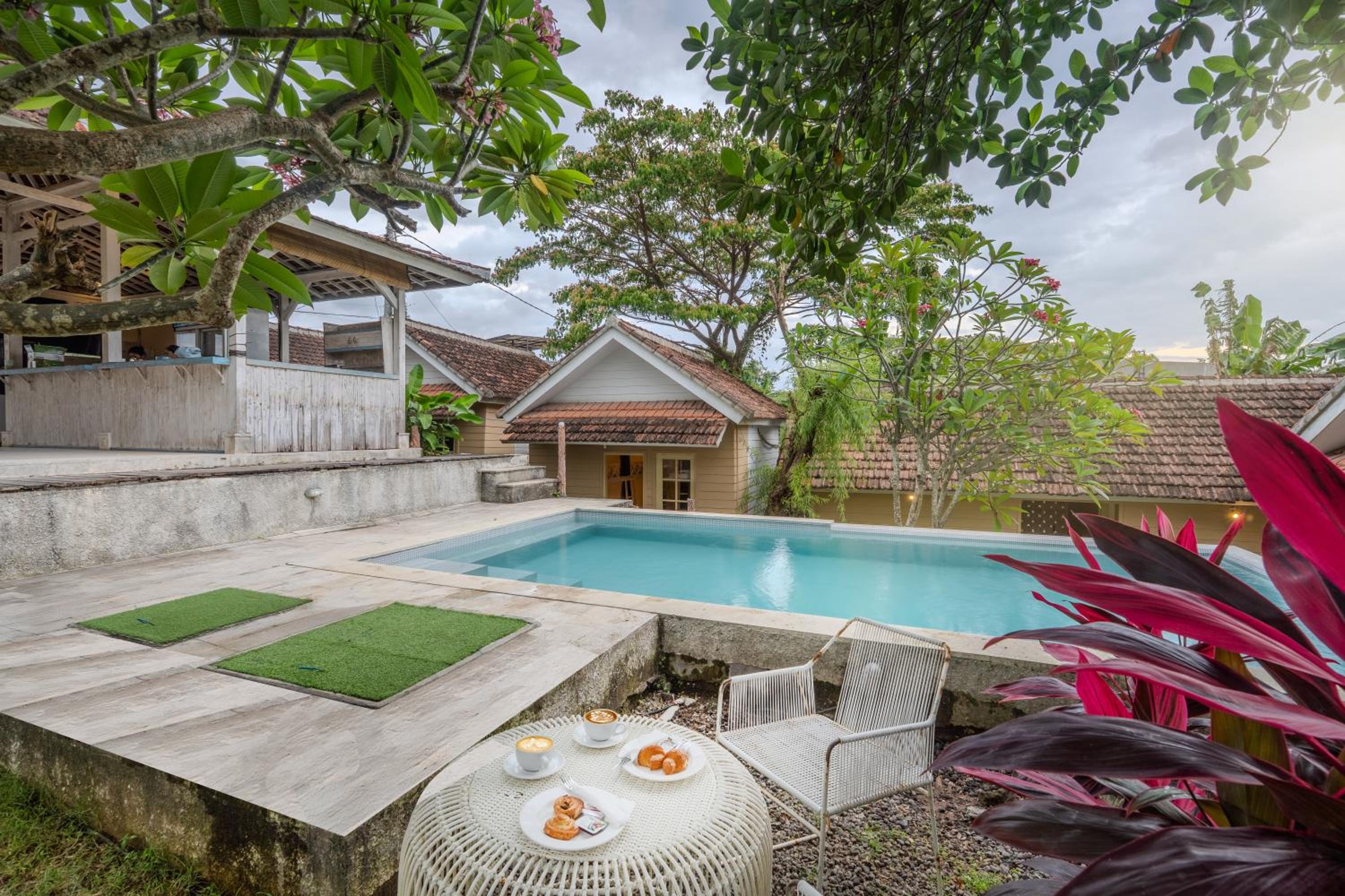 Lucky Hostel Canggu