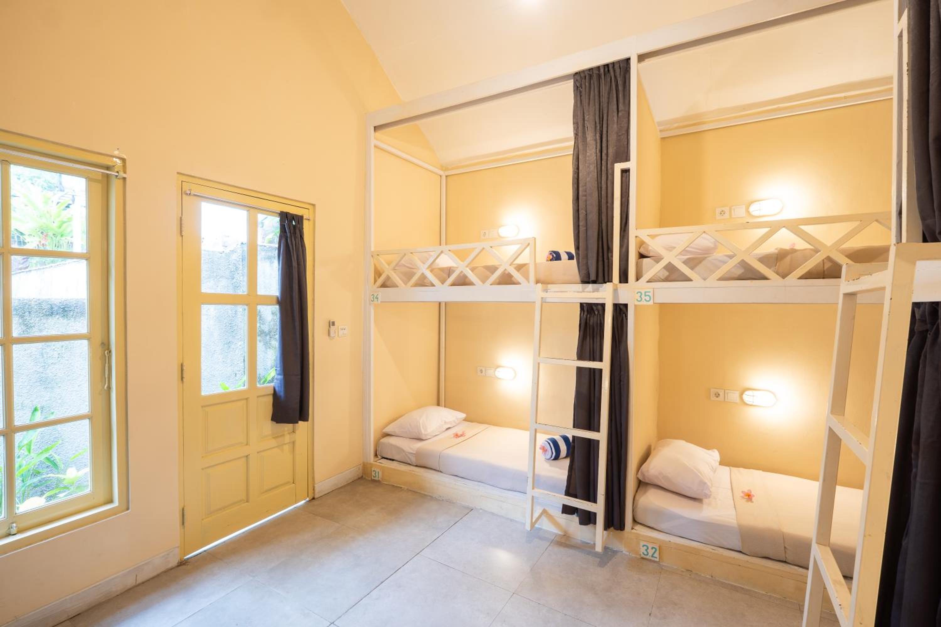 Lucky Hostel Canggu