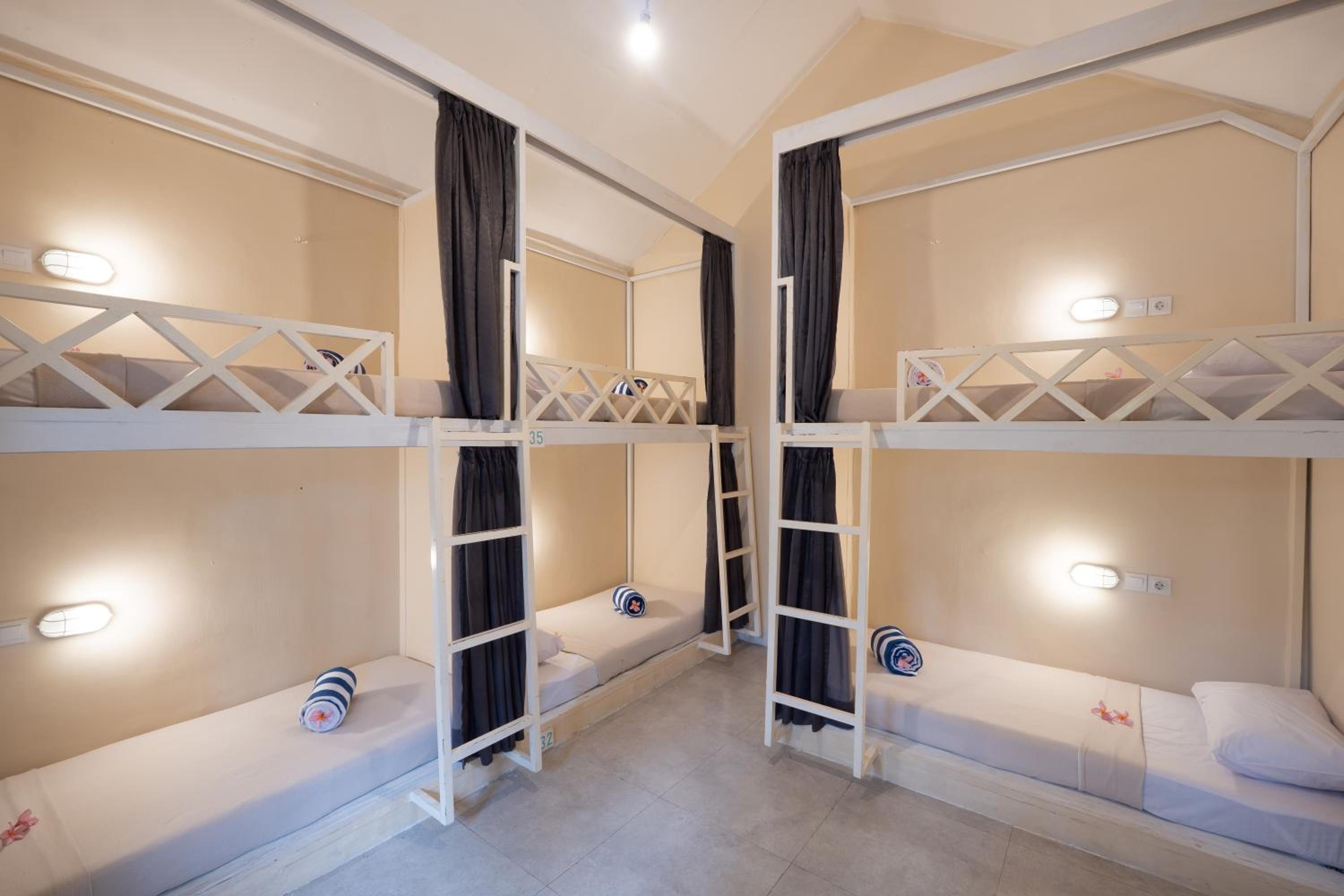 Lucky Hostel Canggu